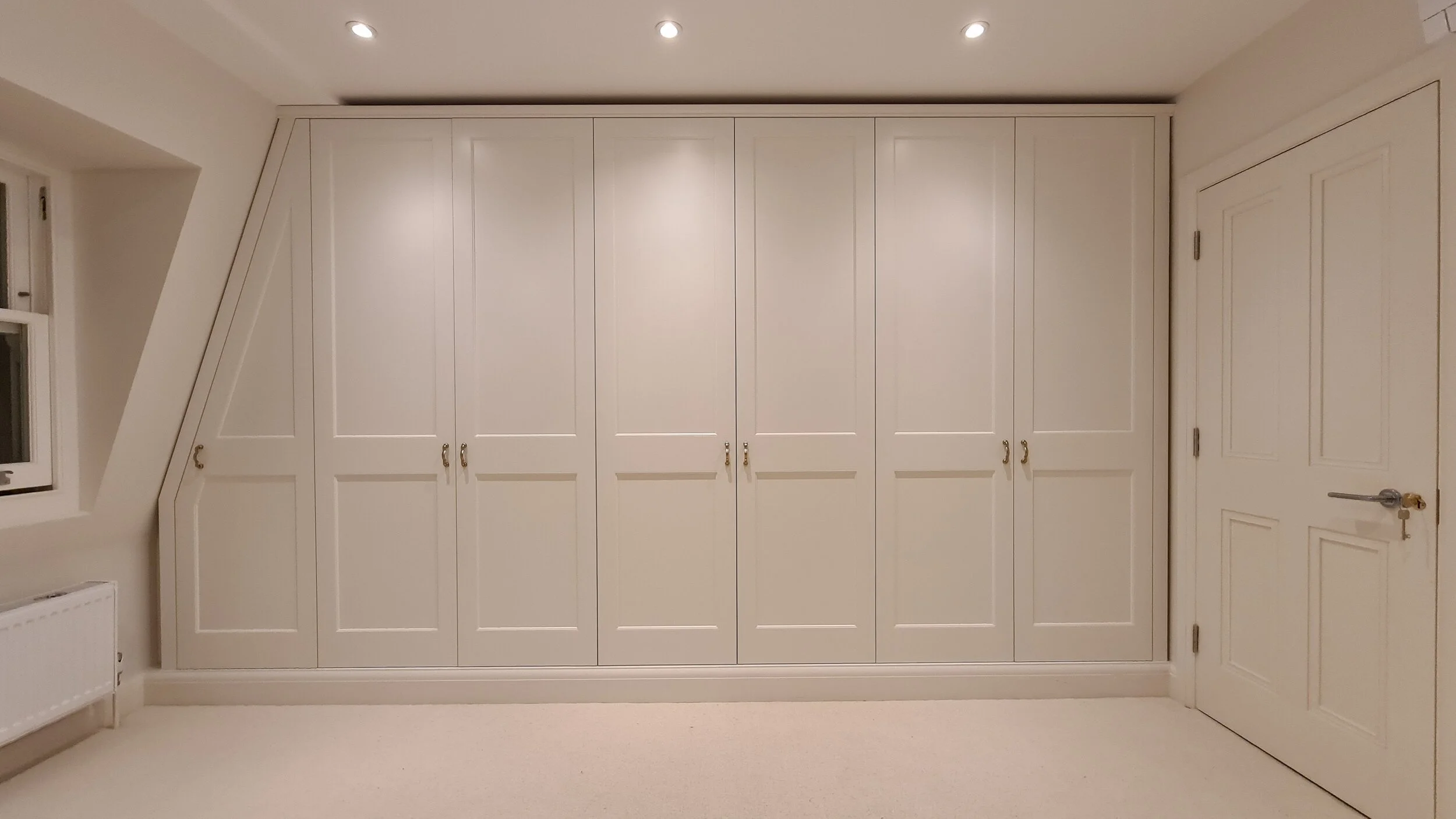 Young and Dengel Fitted Wardrobes 2.jpg