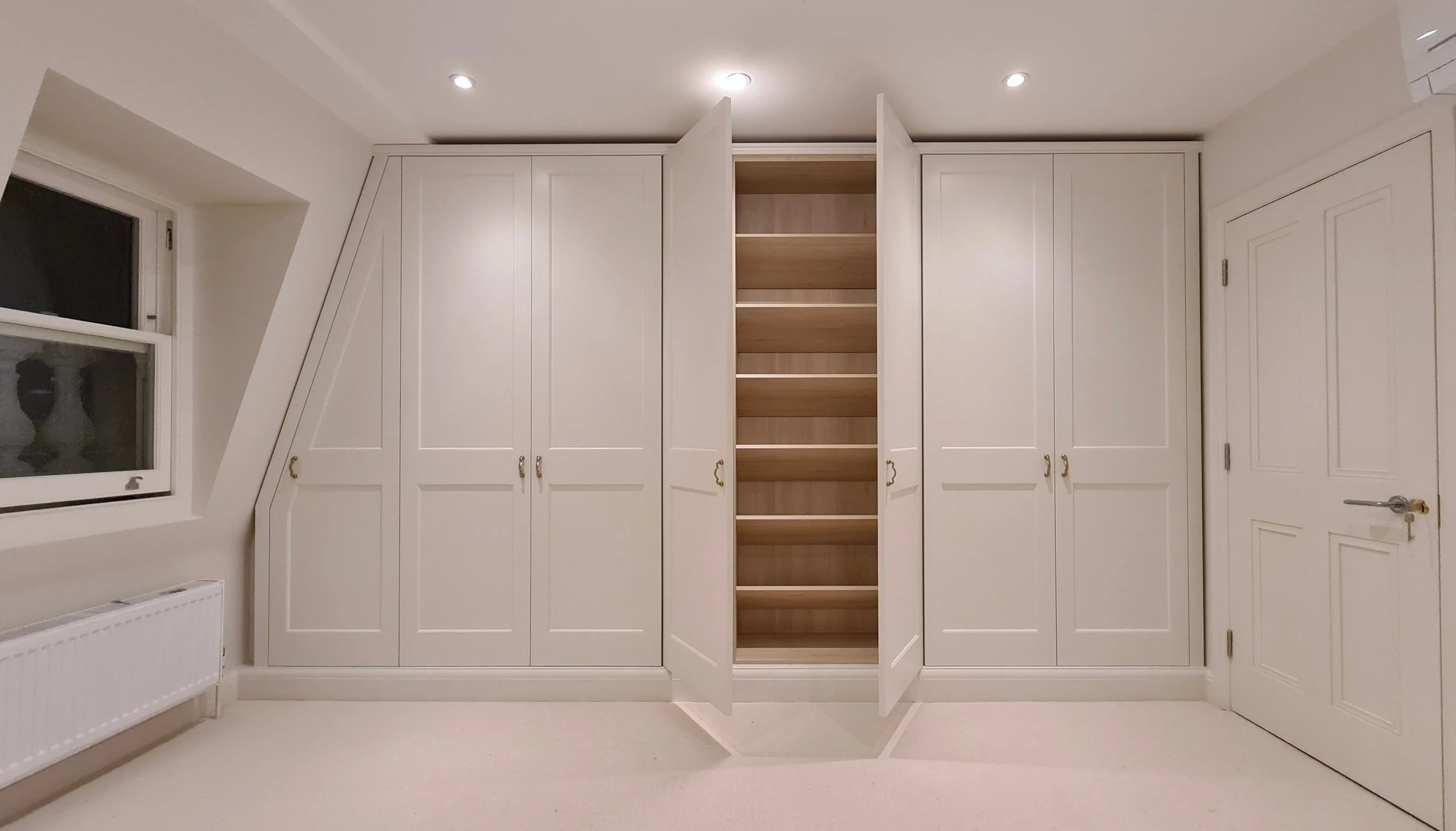 Young and Dengel Fitted Wardrobes 15.jpg