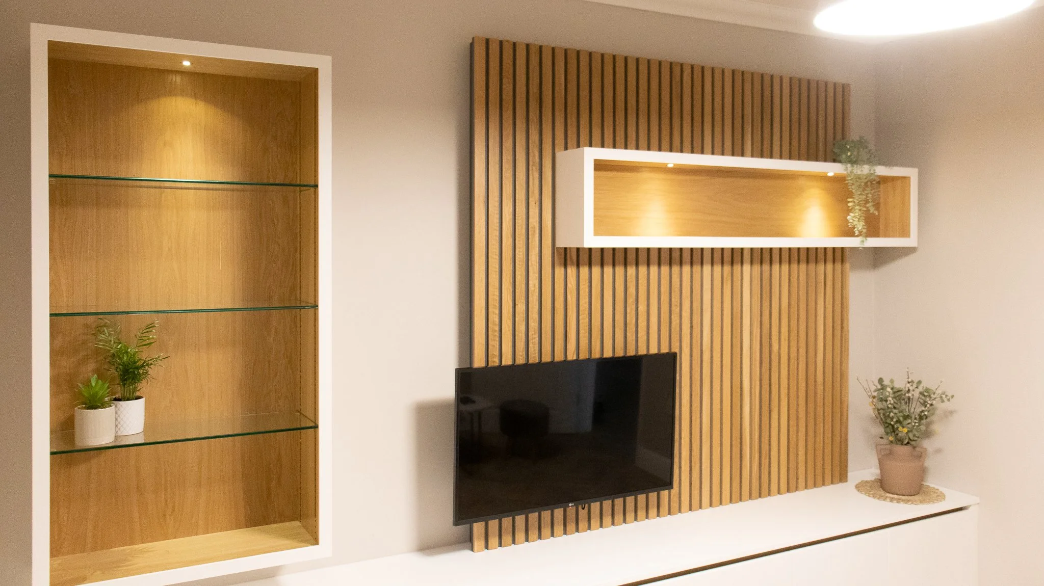 YOUNG + DENGEL Media Unit, Canford Cliffs-05.jpg