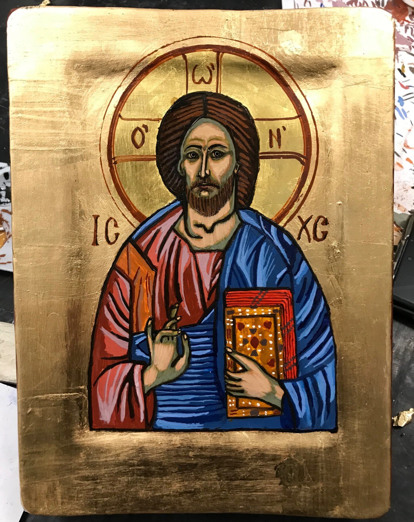 Take a look at the beautiful new icons created this Winter semester at Ottawa School of Art! Our talented students have been hard at work, learning the intricate process of crafting traditional Byzantine icons on wood with egg tempera. From the caref