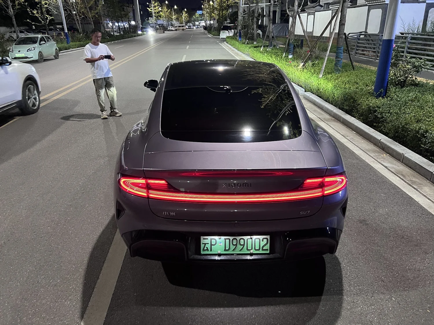 Aufladen von Büchern in Yunnan, China, Teil 1 – Electric Felix