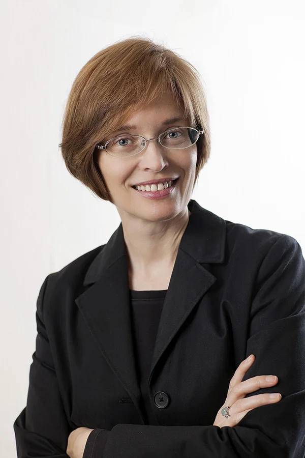 Kathleen AHRENS 安可思 (Fellow)