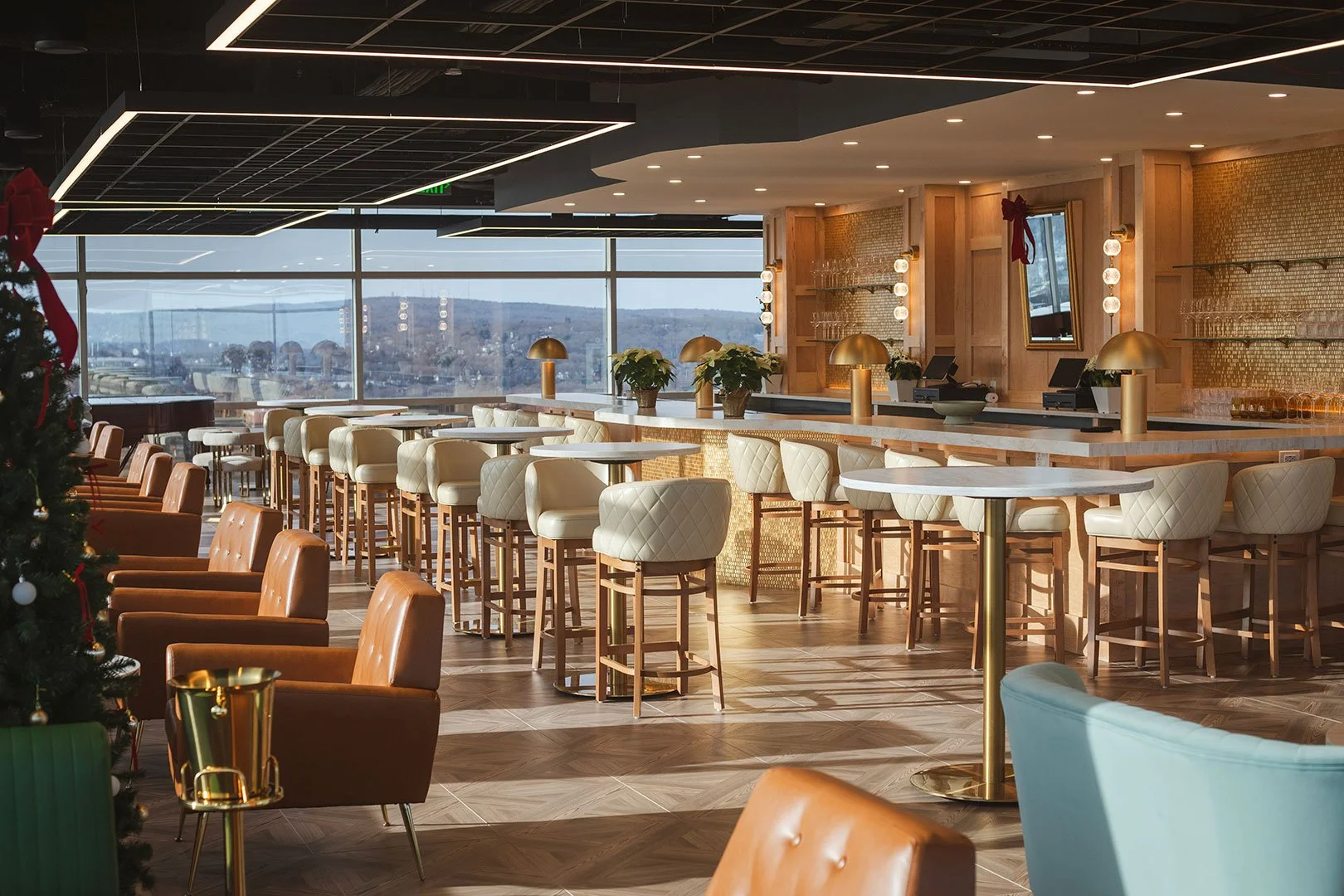 Niche Hospitality Unveils VUE Cocktail Lounge and Event Venue