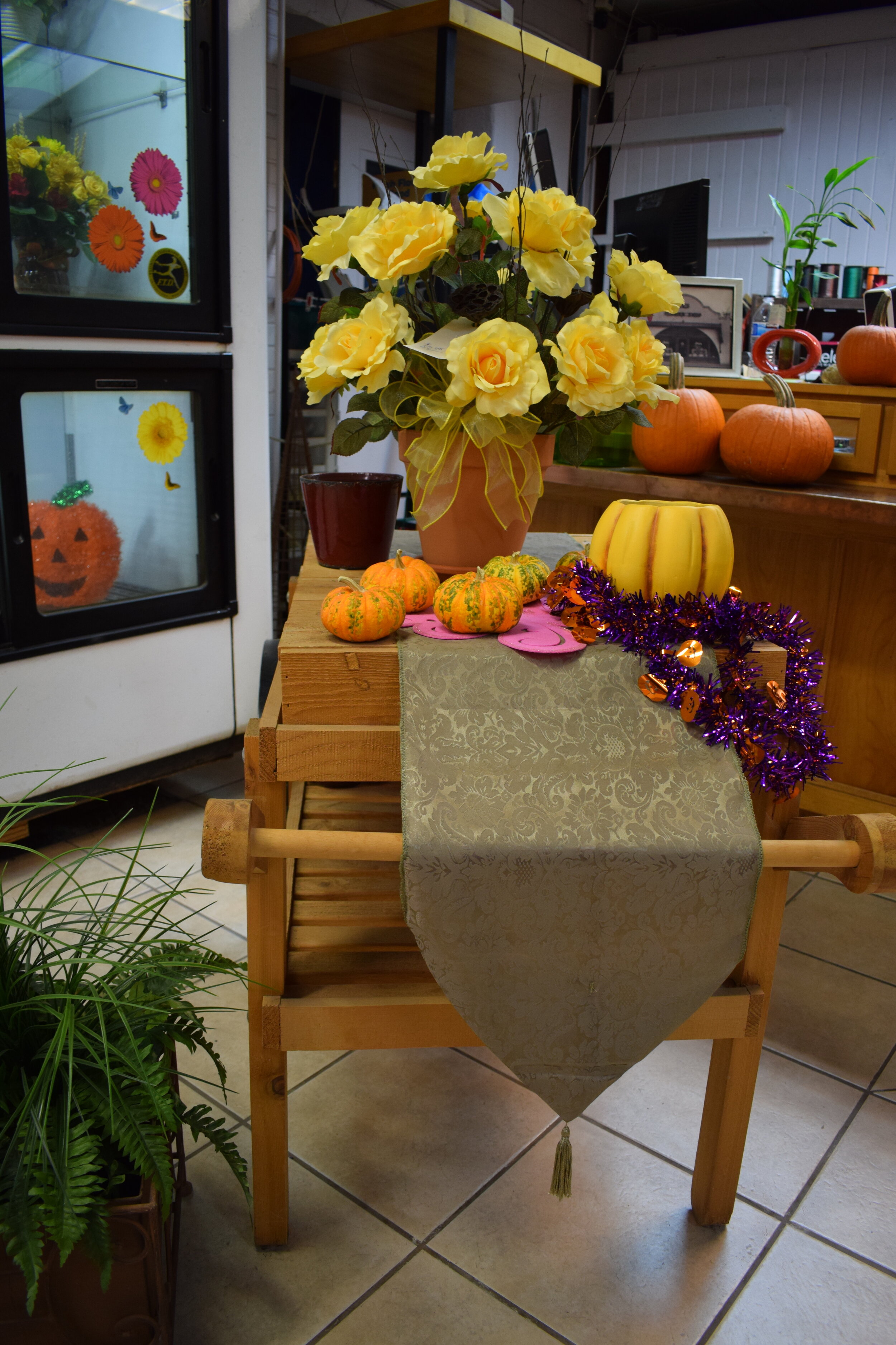 fall floral display.JPG