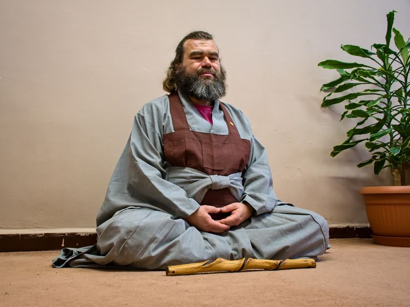 Brno: Jednodenní meditační ústraní s Jiřím Hazlbauerem, JDPSN