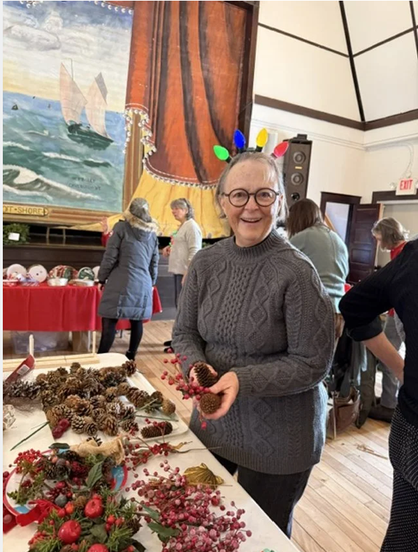 AGCs Annual Wreath-Making Workshop