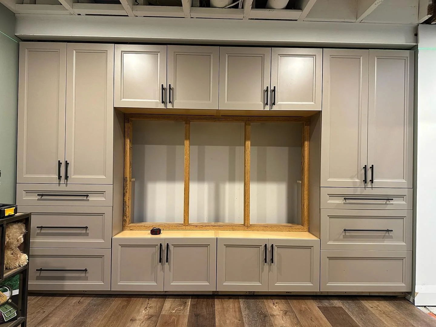 Custom rec room tv built-in
.
.

#TorontoBuilders #TorontoBuilds #TorontoReno #Grind #Entrepreneur #Reno #TorontoRenovation #TorontoGC  #GeneralContractor #HomeRenovation #Renovation #Additions #TorontoGeneralContractor #HomeRenos #HardWork #DoItRigh