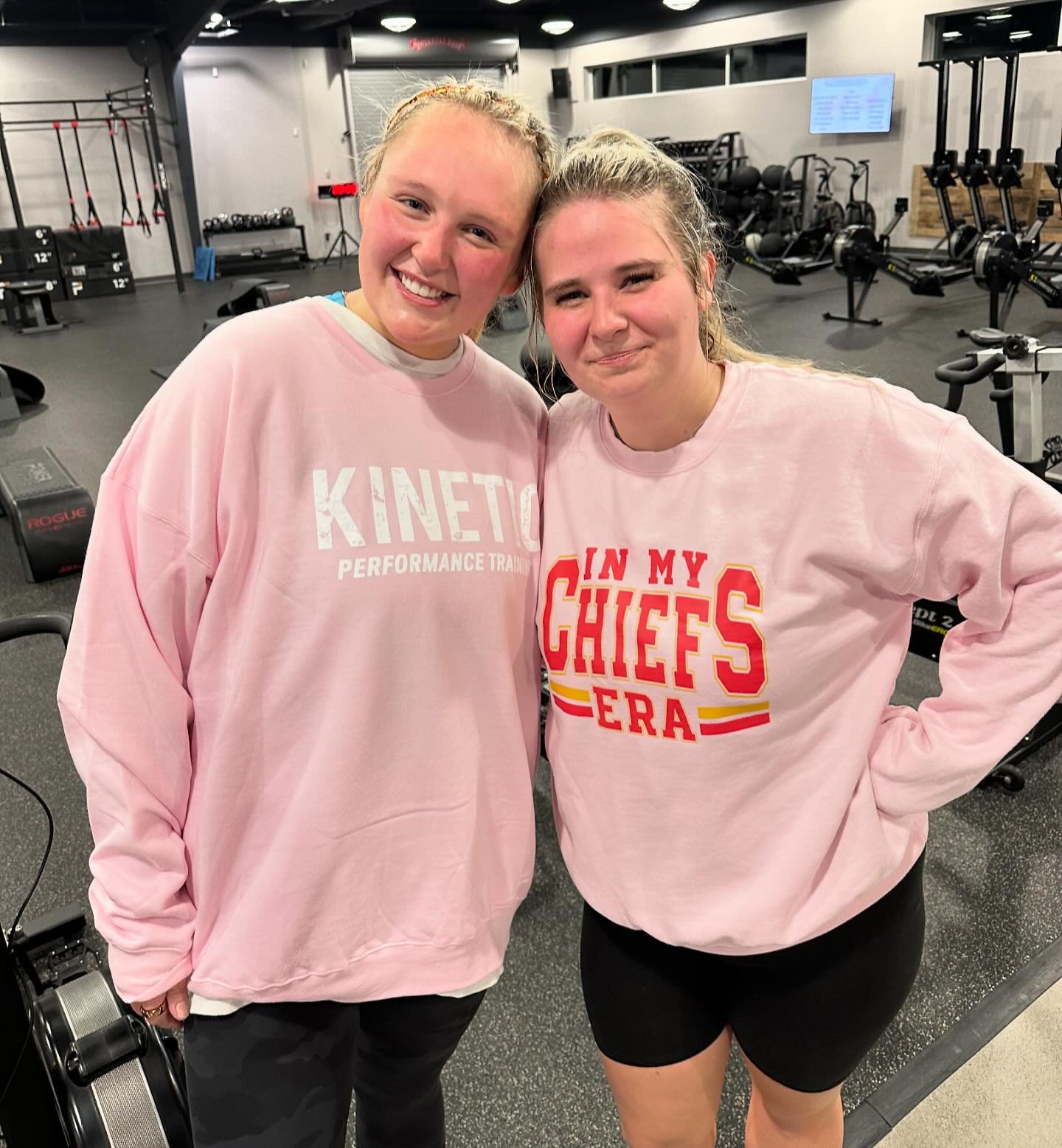 Grab your bestie, it&rsquo;s PINK WEEK! 💗💗

#kpt #runlifttrain #pinkweek