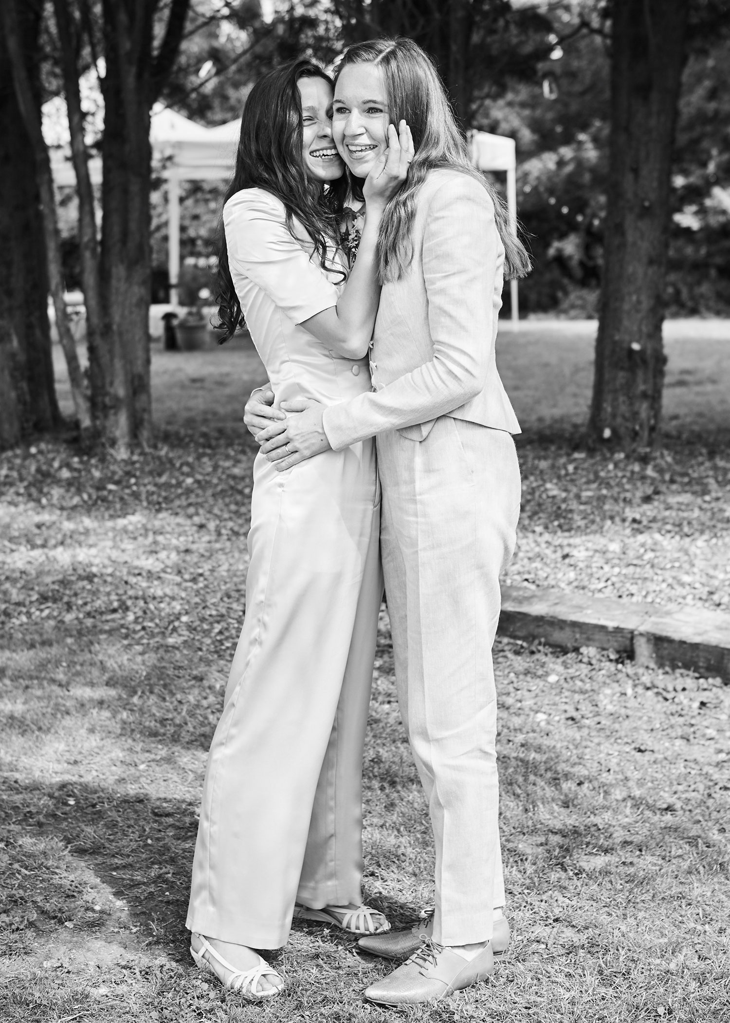 Nina-and-Lauren-210-BW.jpg