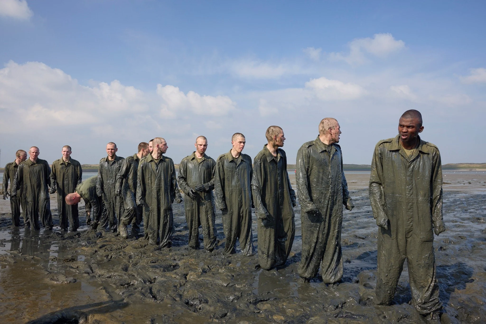 360 jaar Korps Mariniers.
Vandaag viert het Korps haar verjaardag.

Ter gelegenheid hiervan mocht ik, samen met @ceesbaardman en Jan ten Hove, het jubileumboek TROTS maken.
Een titel die niet voor niets gekozen is, het is een gevoel dat iedere marini
