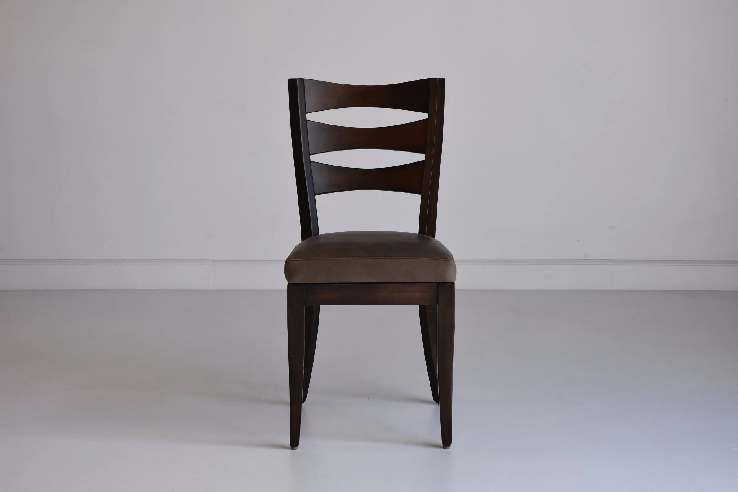 Colina Side Chair