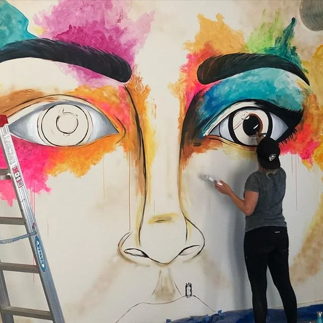 Alllllll the color! Looking for an outside wall to paint another face on 🌈💖 #tmamurals #tarawashere #ladieswhopaint #nashville #nashvilleart #nashvillemural #wallartist #streetartphotography #streetartlovers #nashvillemurals #murals #artdaily #urba