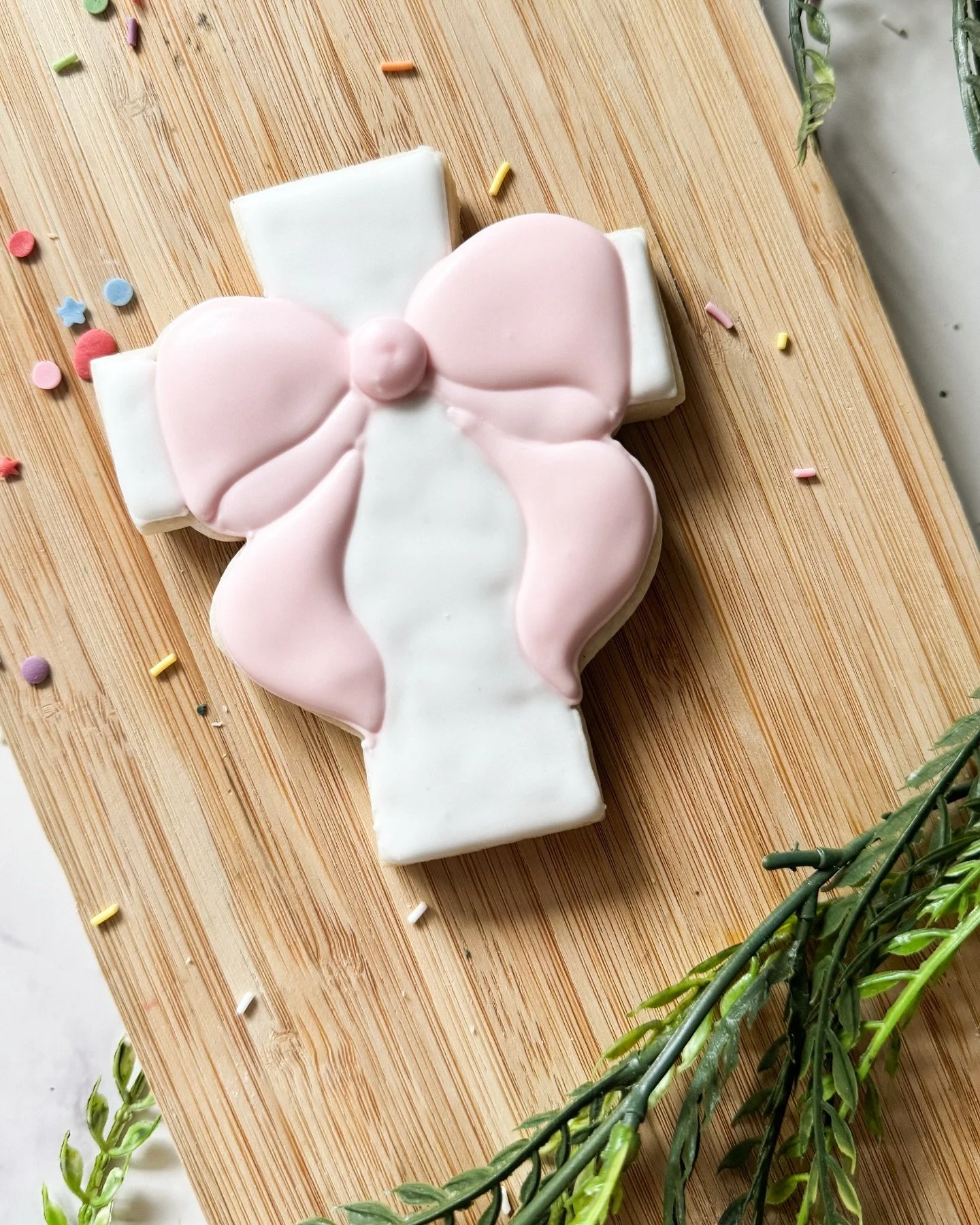 Happy Monday! Easter cookies are getting FULL! So if you haven&rsquo;t ordered, please get those orders in ASAP. I will have to close orders soon! 🫶