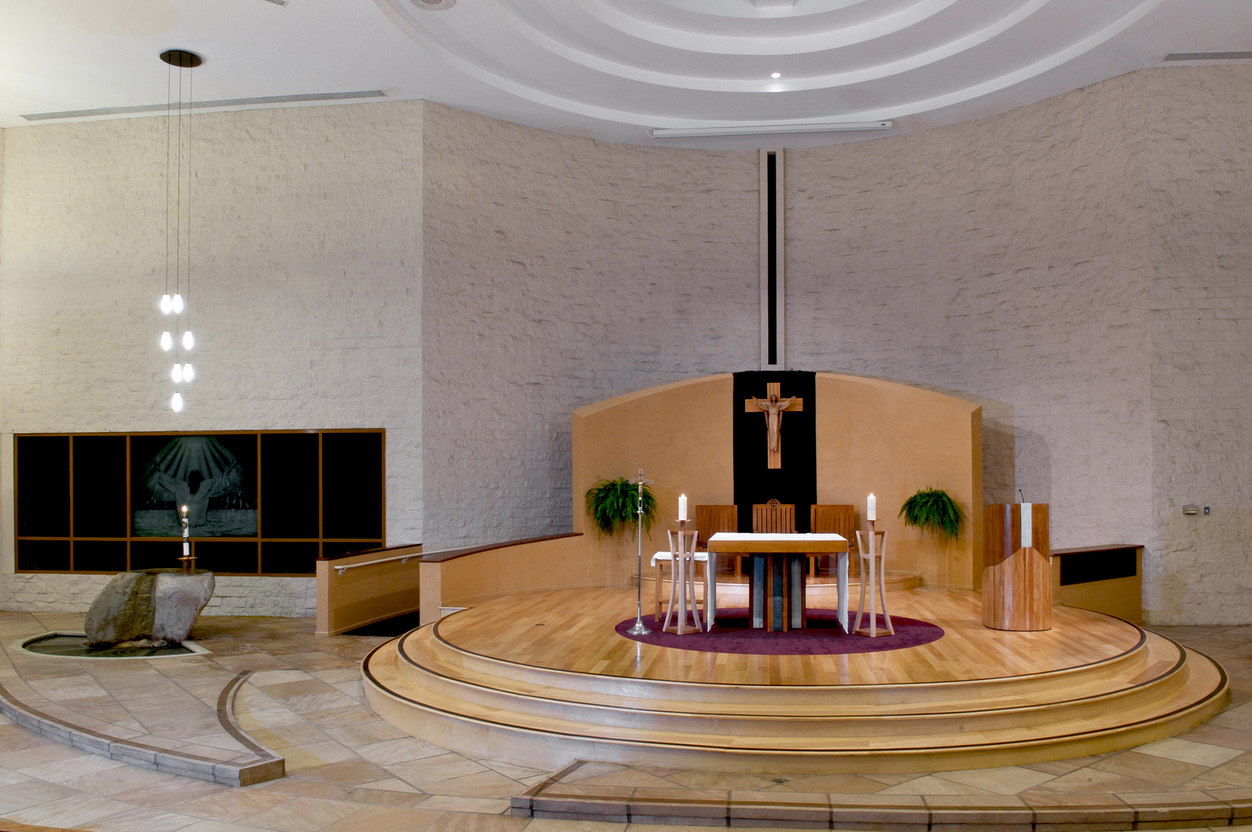 Santiago de Compostela Baptistery and Altar Modernization