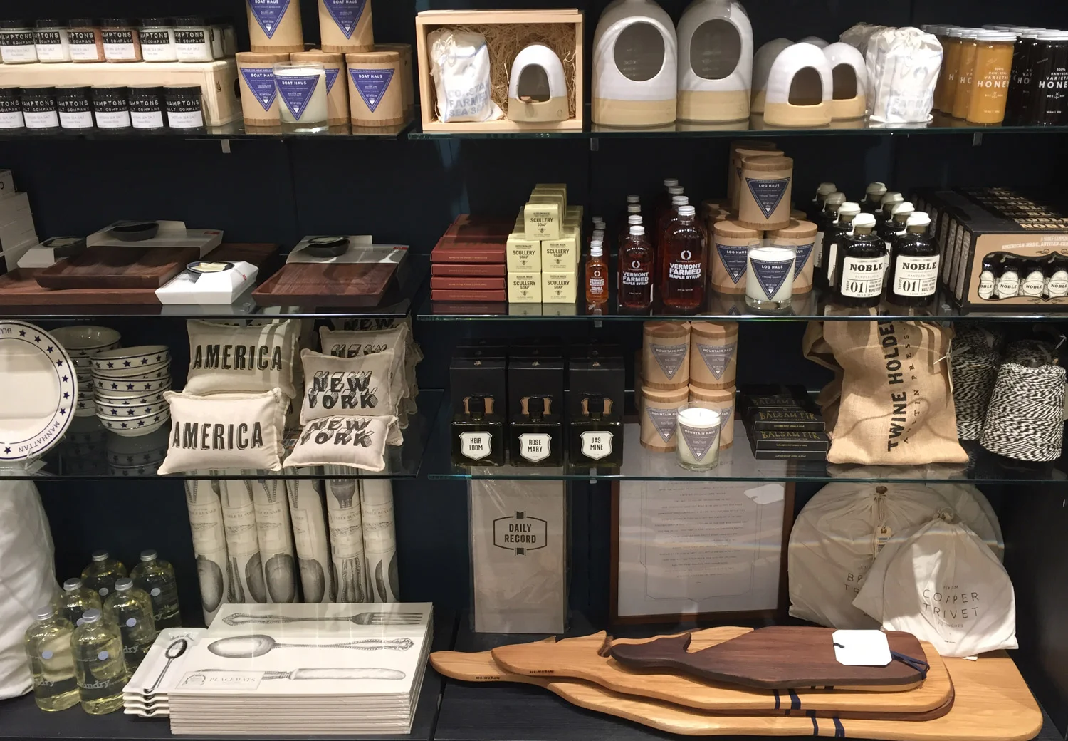 nyc aesthetic movement shop macy's herald square gift home retail merchandising