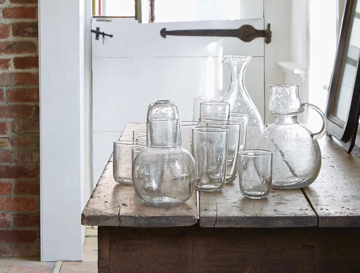 kate sears gift home aesthetic movement wholesale art director nyc sir/madam sirmadam seeded bubble bubbly glassware glasses cups pitchers decanter table still life dining bar kitchen serveware