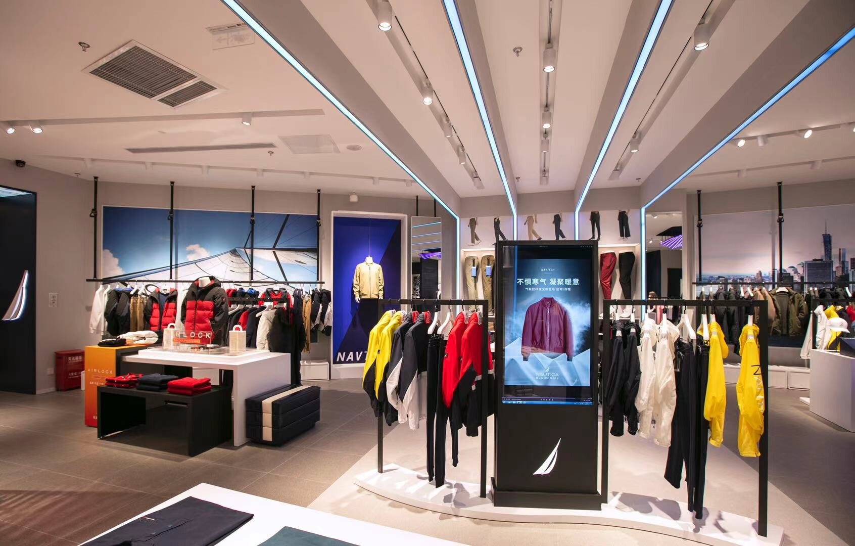 Flagship shop Nautica will be opened in Shopping and entertainment center  Respublika