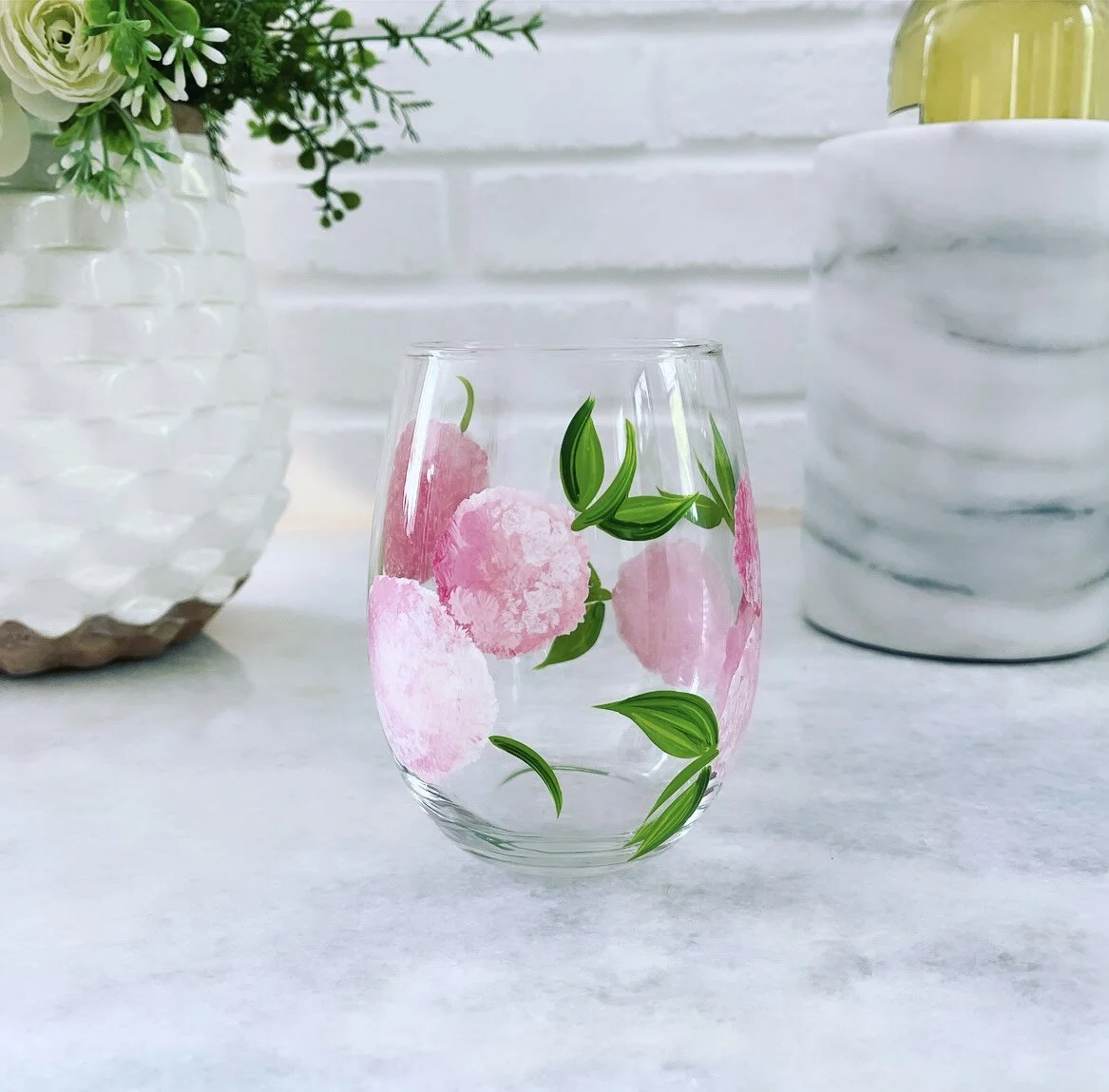 93EB31D4-31B7-413B-B68E-3417F9B83C4A