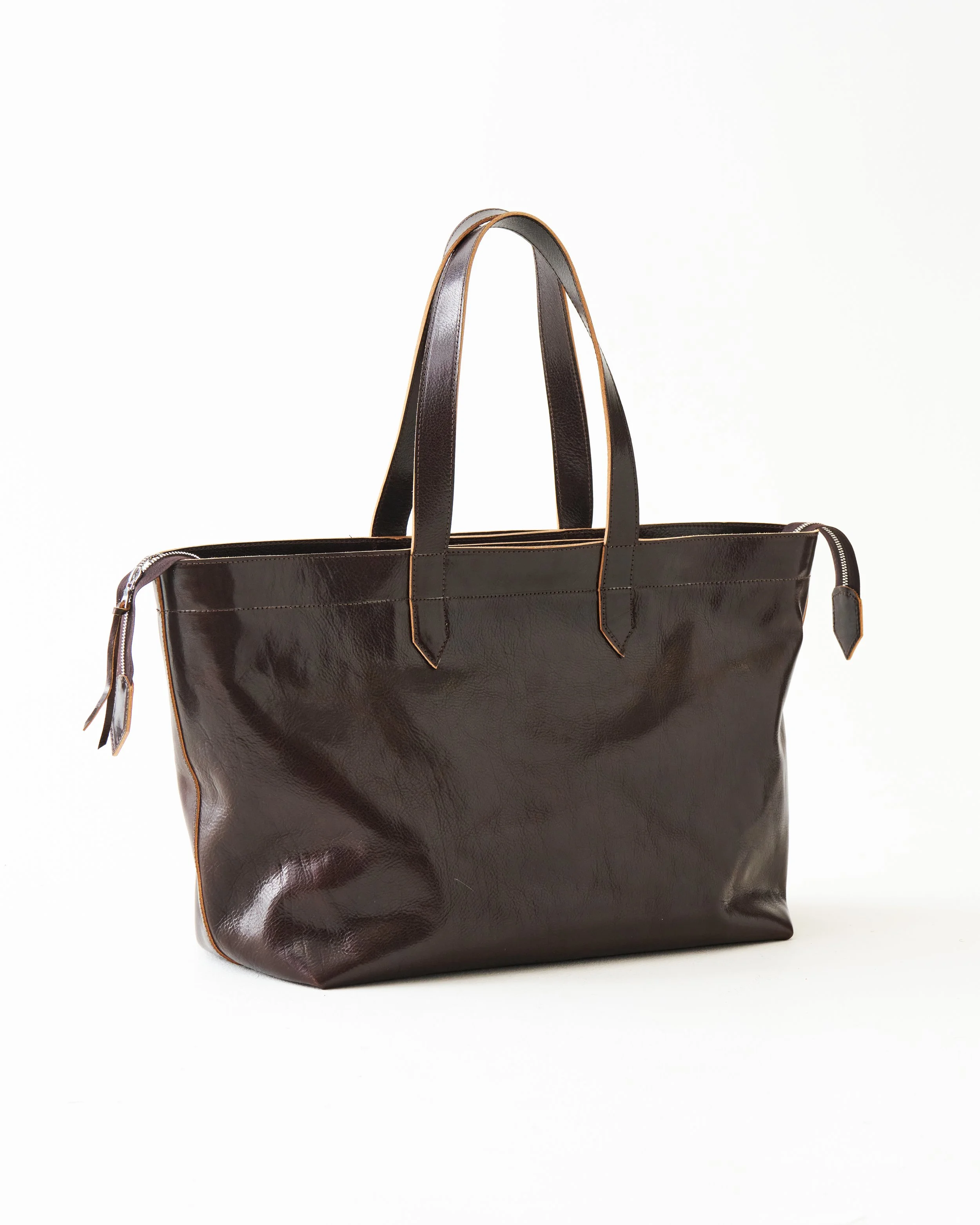 Zip Dynamic Angle 1 - Brown Nave Tote.jpg