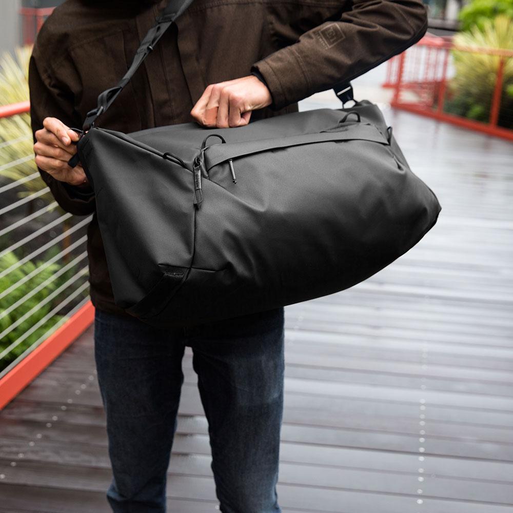 Peak Design Travel Duffel 35L Review — duuude | Only the Good