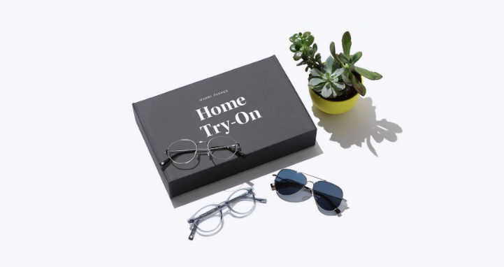 Warby Parker on X: Tune into Snapchat for Desk Job—today, Brand Creative  Manager Matt discusses his five desk essentials!  /  X