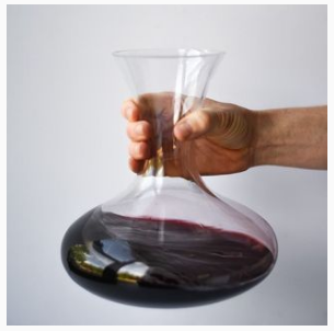 wine decanter.png