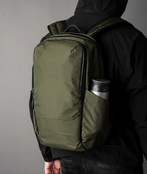 EDC Backpak Review: 3 Surprising Features of the ALPAKA Elements Backpack  Pro We Didn't Know We Needed  duuude | Only the Good Stuff- Reviews, Must  Grabs, and Deals