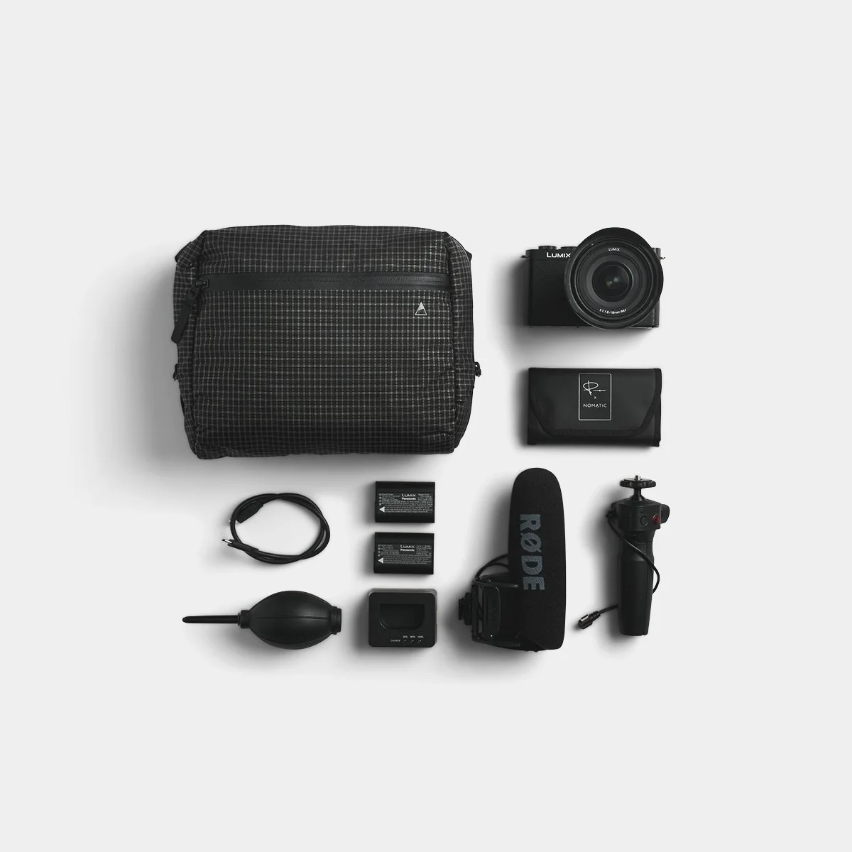 This Camera Bag Doesn’t Look Like a Camera Bag, and That’s the Point