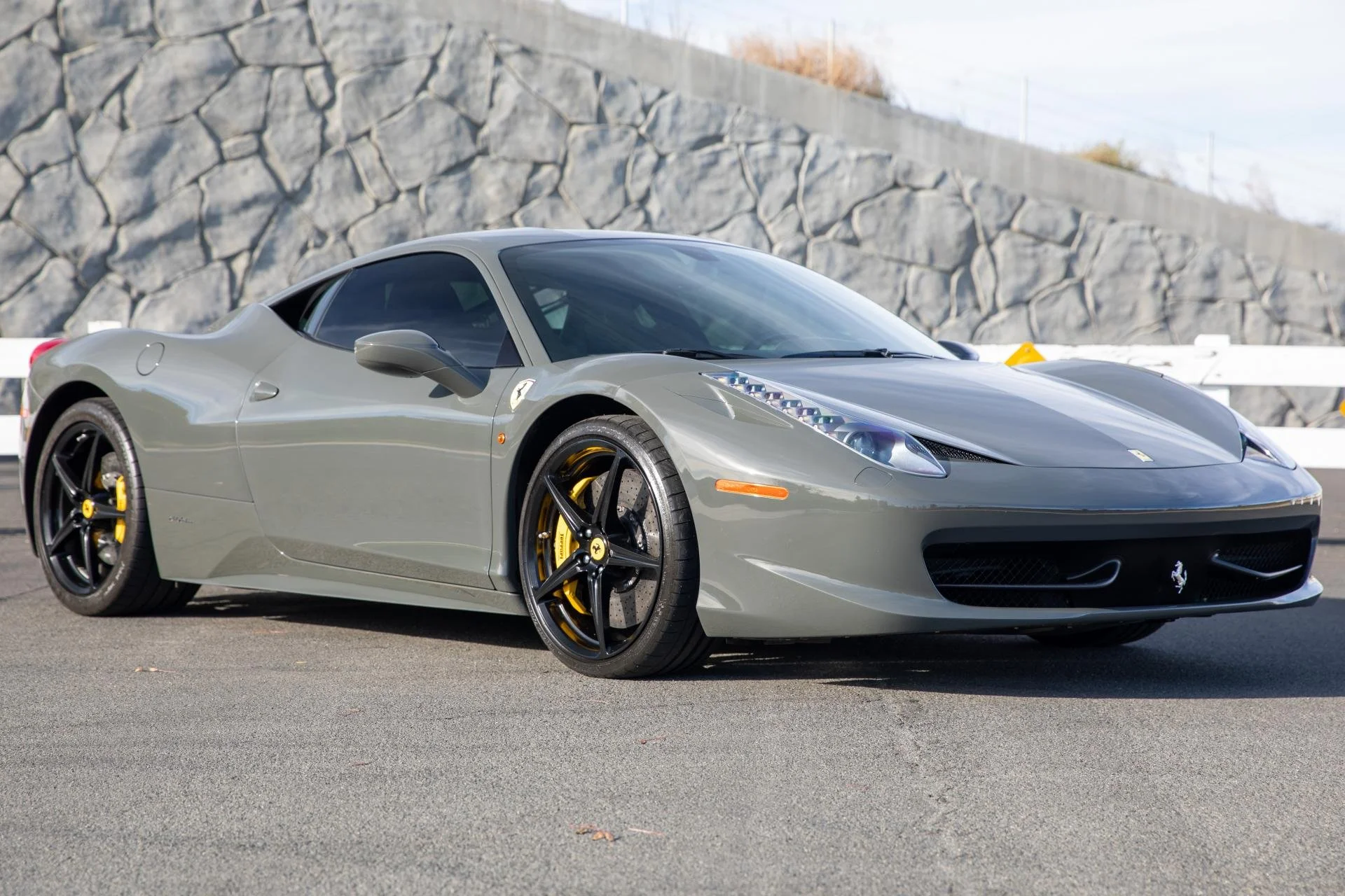 Used-2015-Ferrari-458-Italia-1610078523.jpg