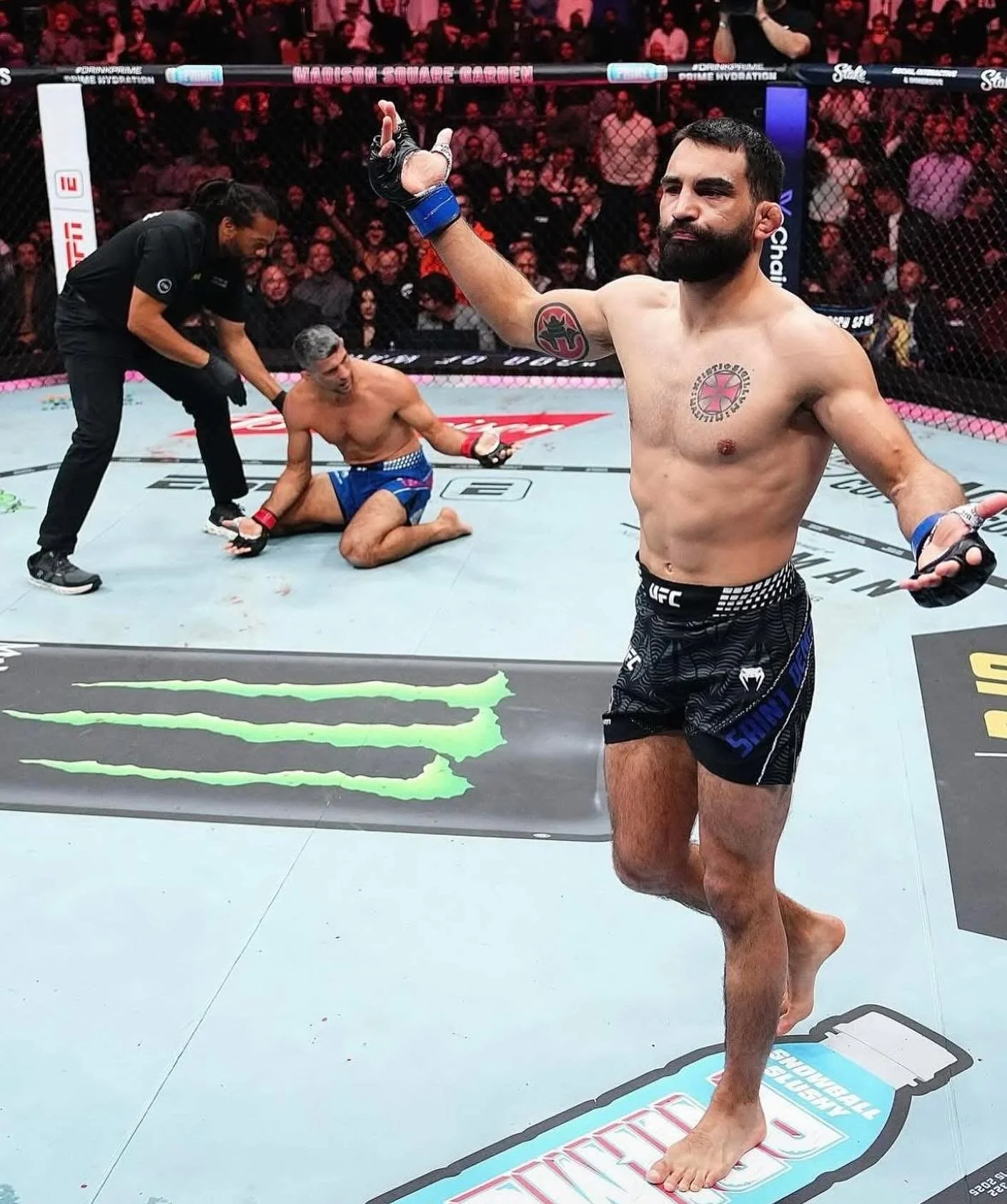 Sixth-fastest knockout in UFC lightweight history, Saint Denis gets the job done in 16 seconds 

📸Photo by Jeff Bottari/ZuffaLLC #UFC322 #KO #UFC