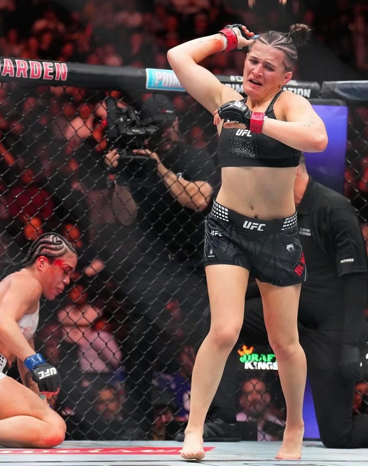 Destruction. Erin Blanchfield defeats Tracy Cortez via rear-naked choke in the second round 

📸Photo by Chris Unger | Zuffa LLC | #UFC322 #UFC