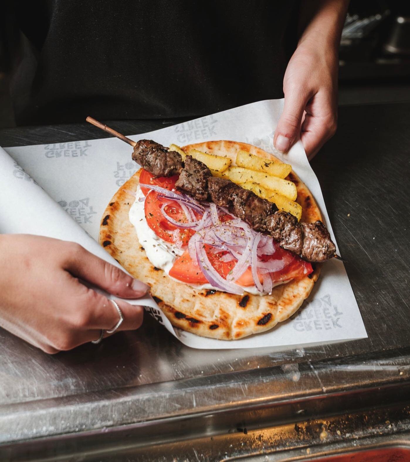 Serving it up hot and fresh, just how you like it !

📸 Greek Street Food