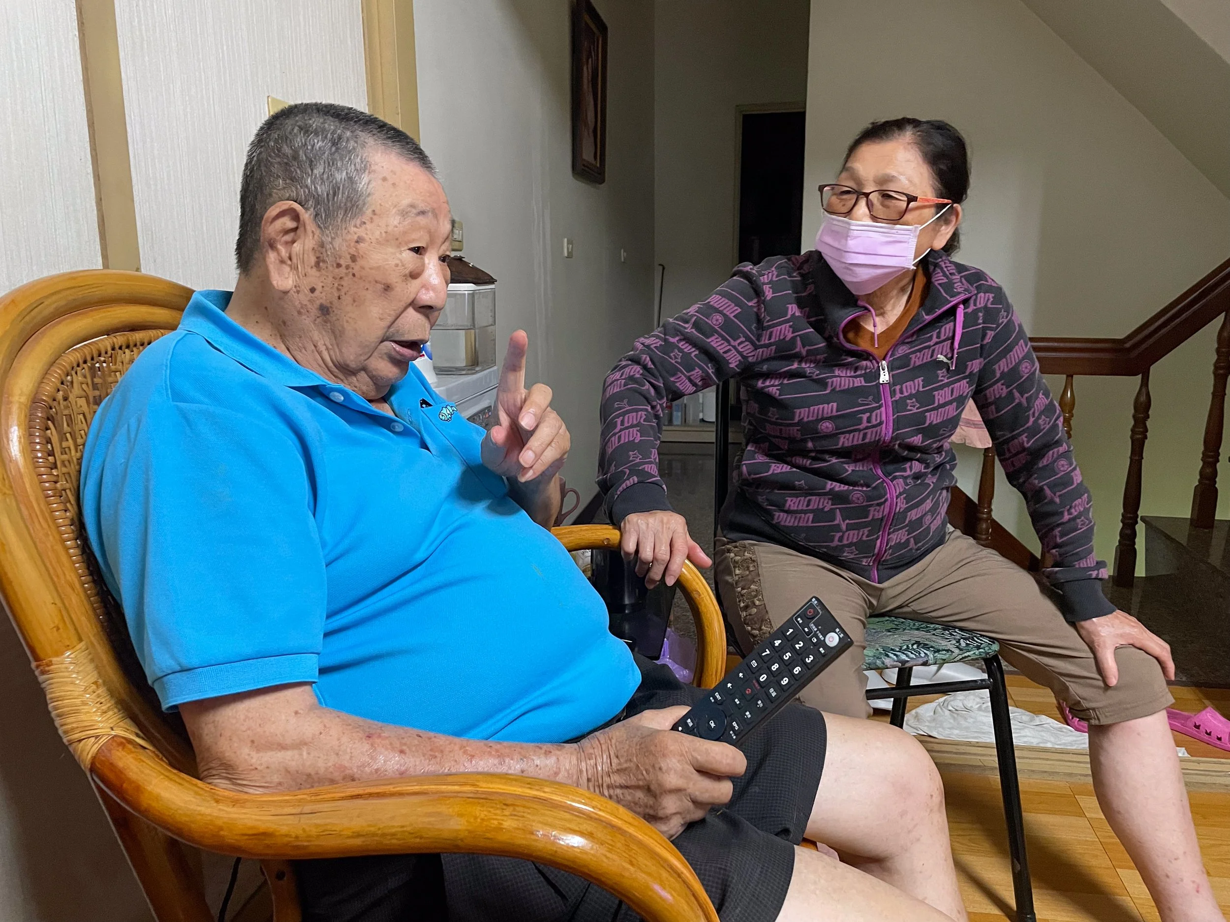 三舅舅和小阿姨