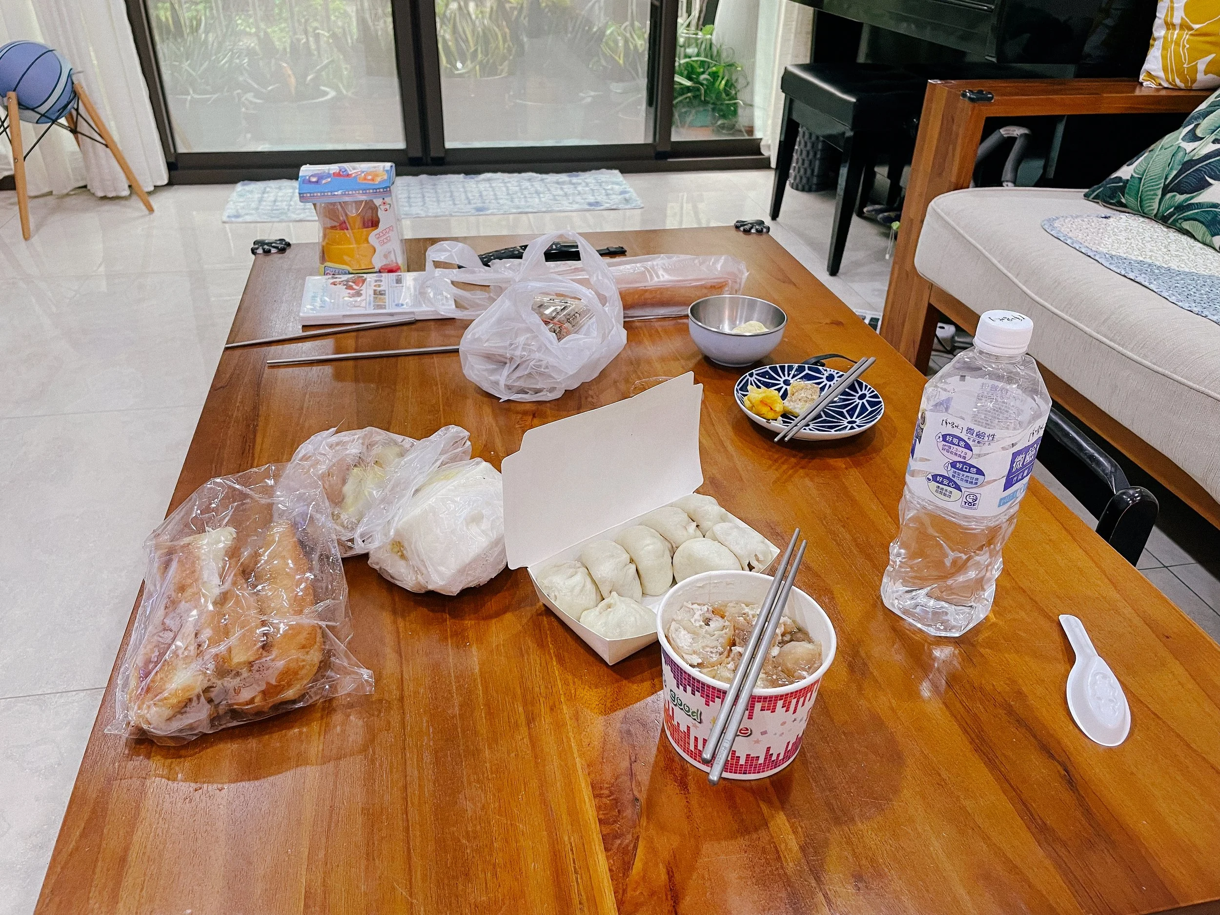 好吃!小籠包,鹹豆漿,油條