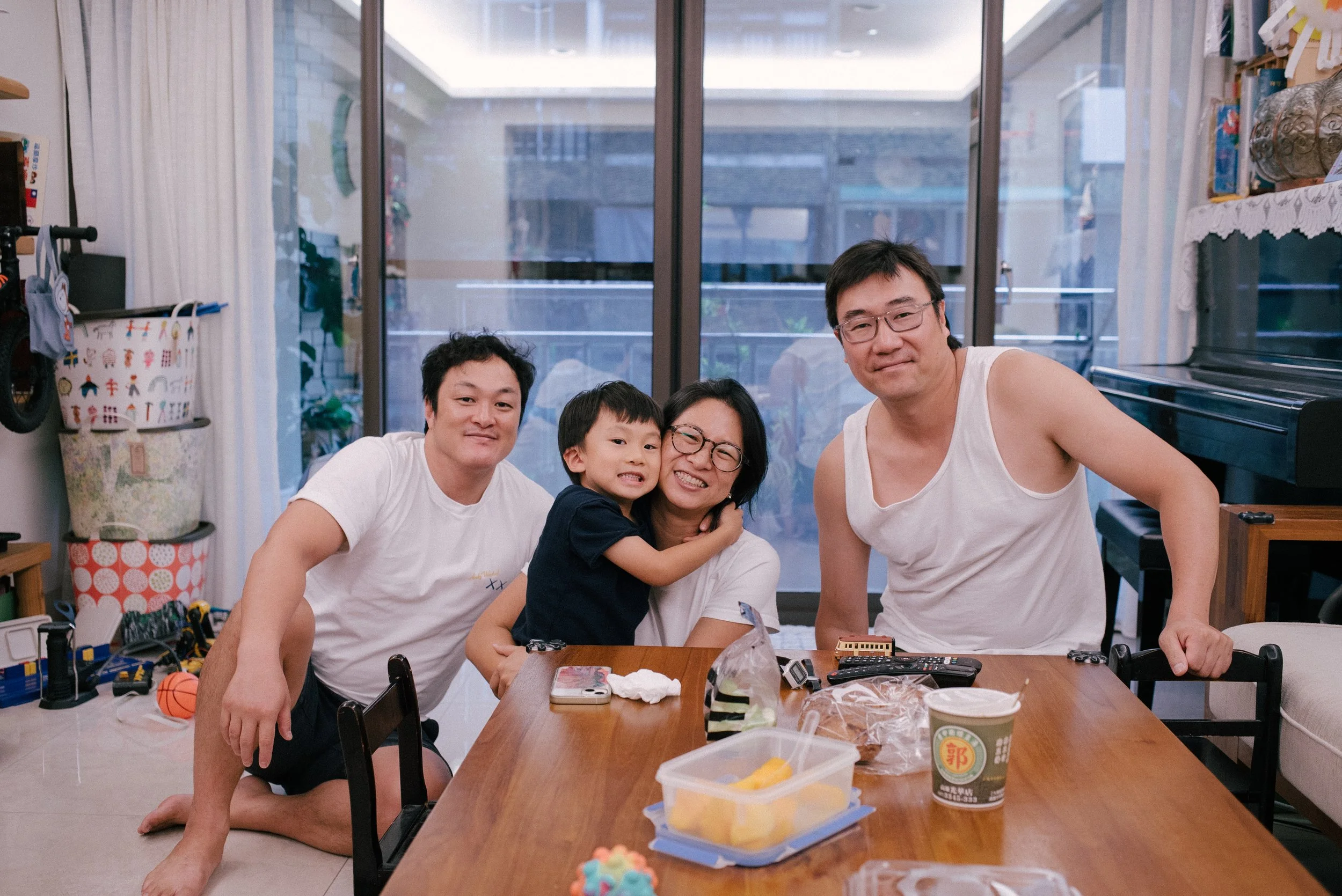 與Connie一家合照