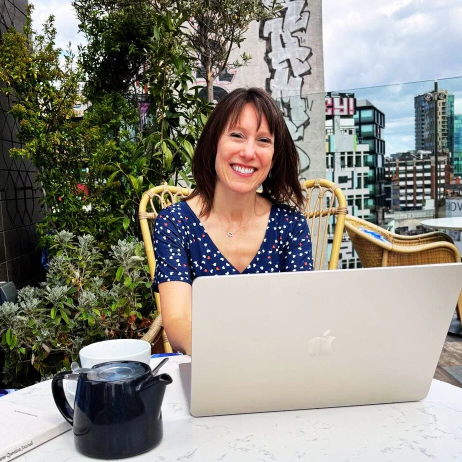 #125: Helen ONeill – How to Publish as a Coach, Build a Portfolio Career, and Make Your Next Step Count
