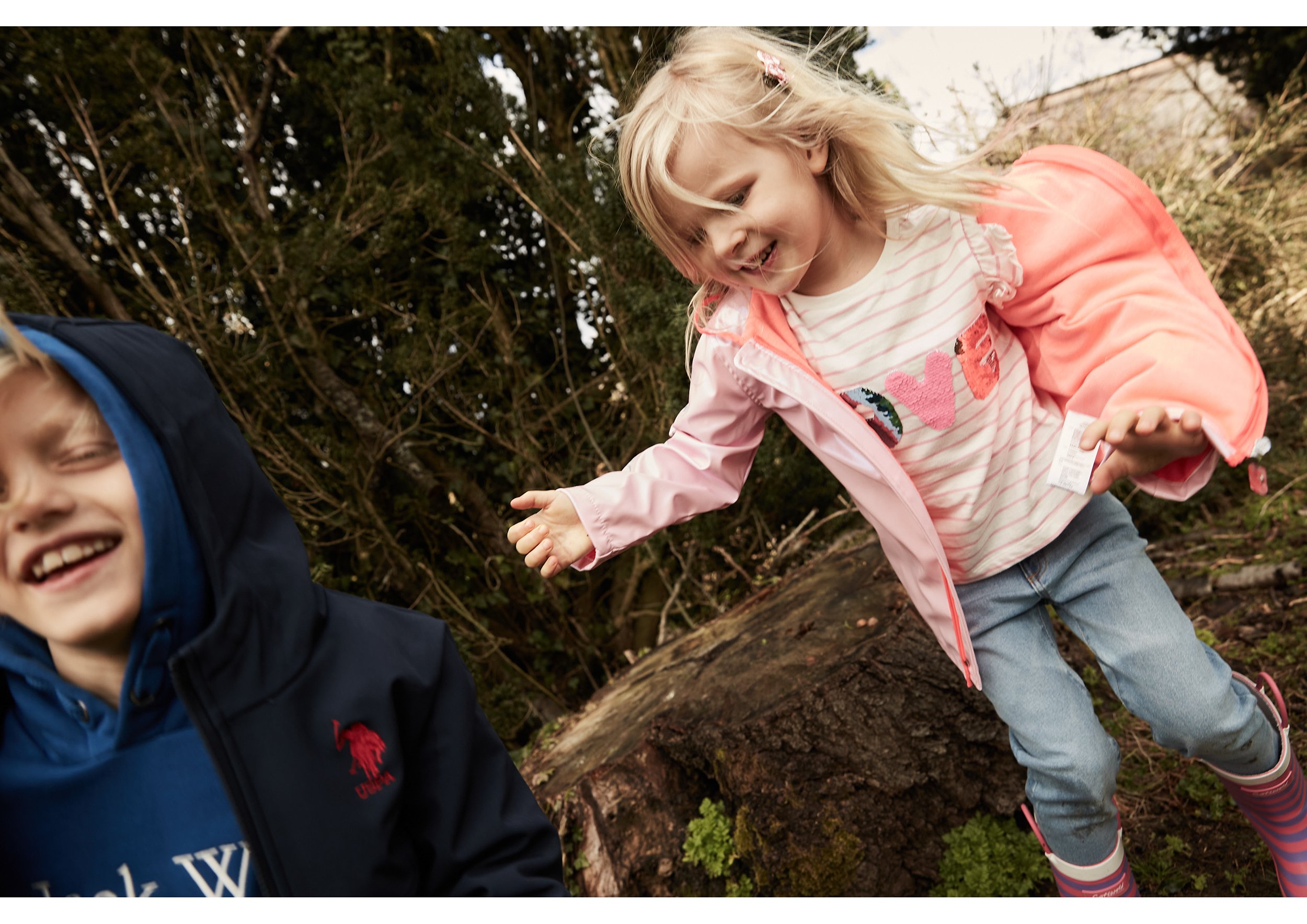 Apr_Fashion_2021_selections_family v2 HR-5.jpg