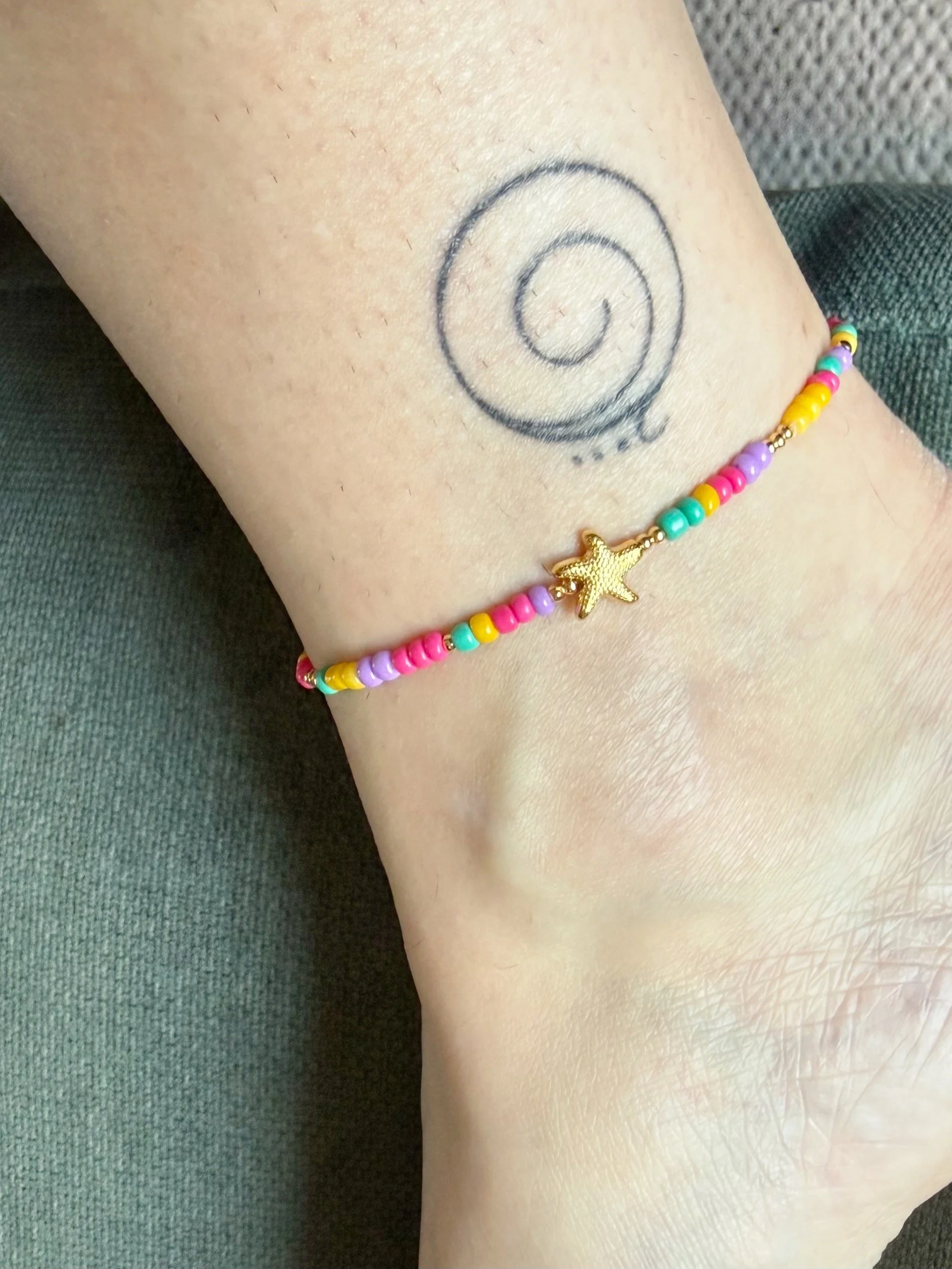 Colourful starfish anklet