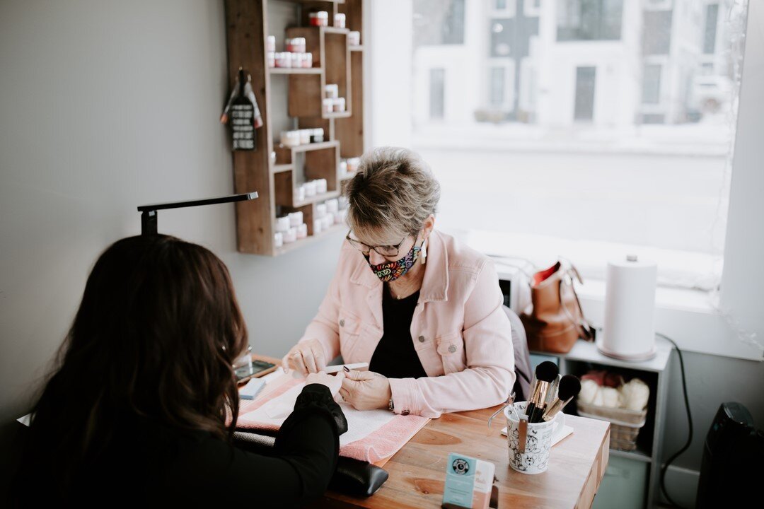 We are so excited to announce that we are now offering manicure services! ⠀⠀⠀⠀⠀⠀⠀⠀⠀
You will absolutely love Lori- we sure do! ⠀⠀⠀⠀⠀⠀⠀⠀⠀
Text her at: 6162683179 to schedule an appointment.