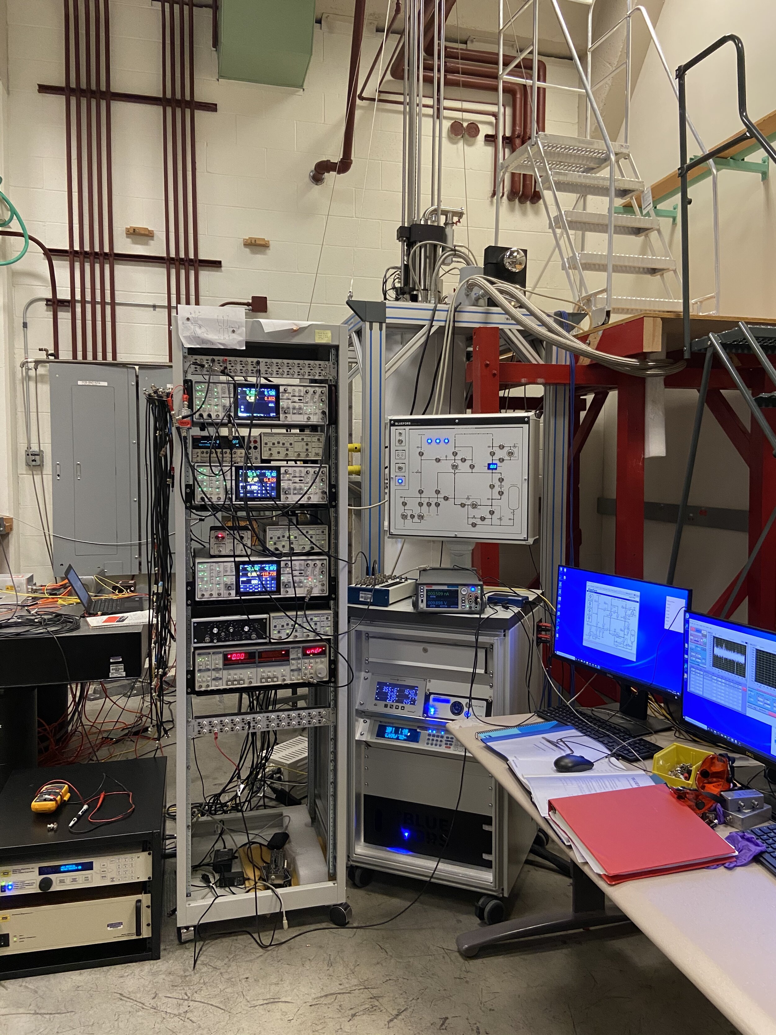 Bluefors dilution refrigerator