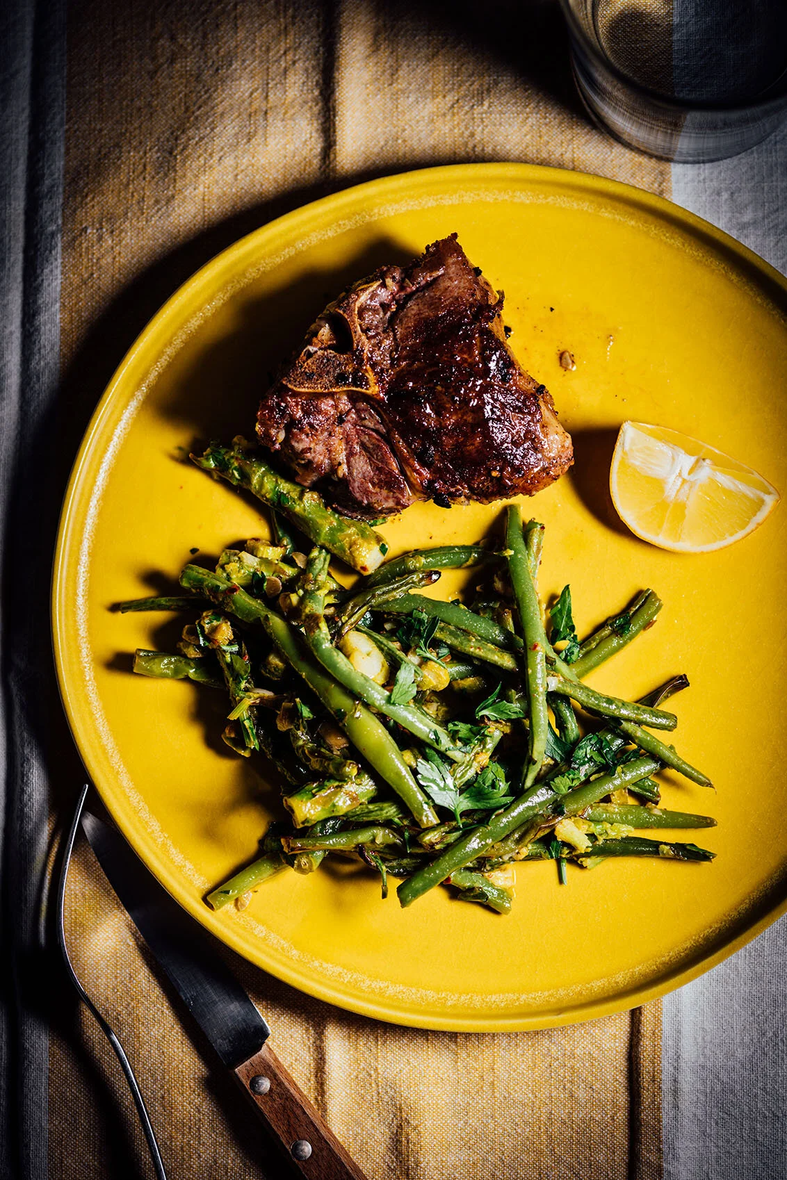Grilled American Lamb with asparagus and green beans