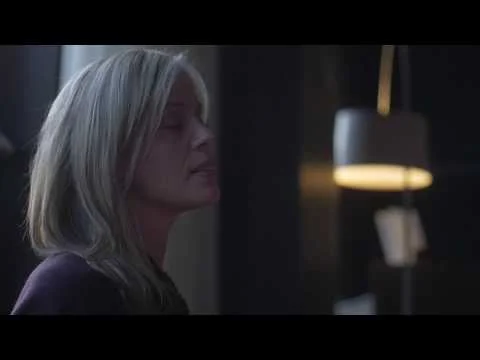   Lara Devine, Founder   Lara is passionate about empowering people to live full, vibrant lives. As the founder of The MindFull Experience, her mission is to help people bring their best to any experience. Through yoga, meditation and coaching, Lara 