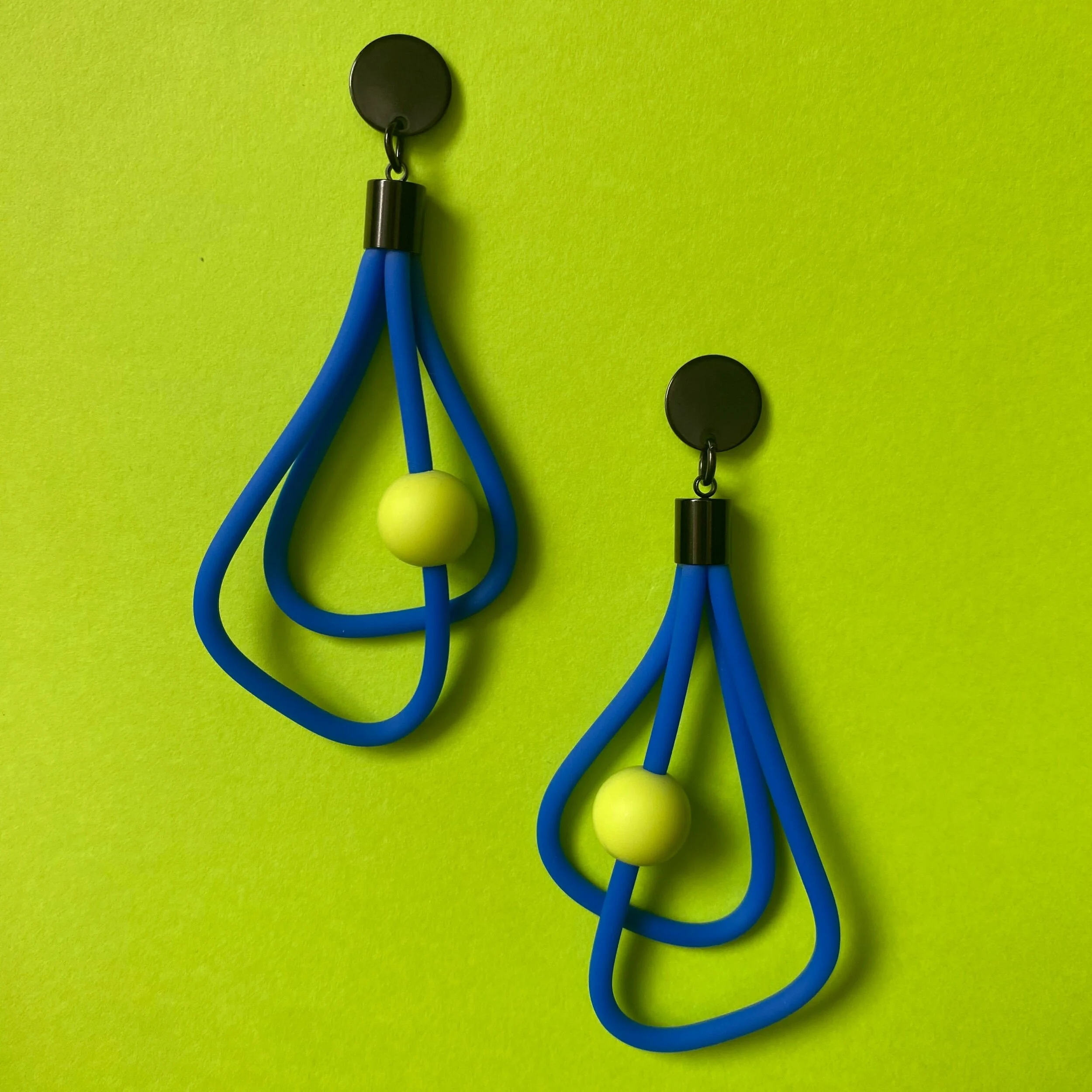 A9AB8536-8F82-4642-9427-A869515E162F