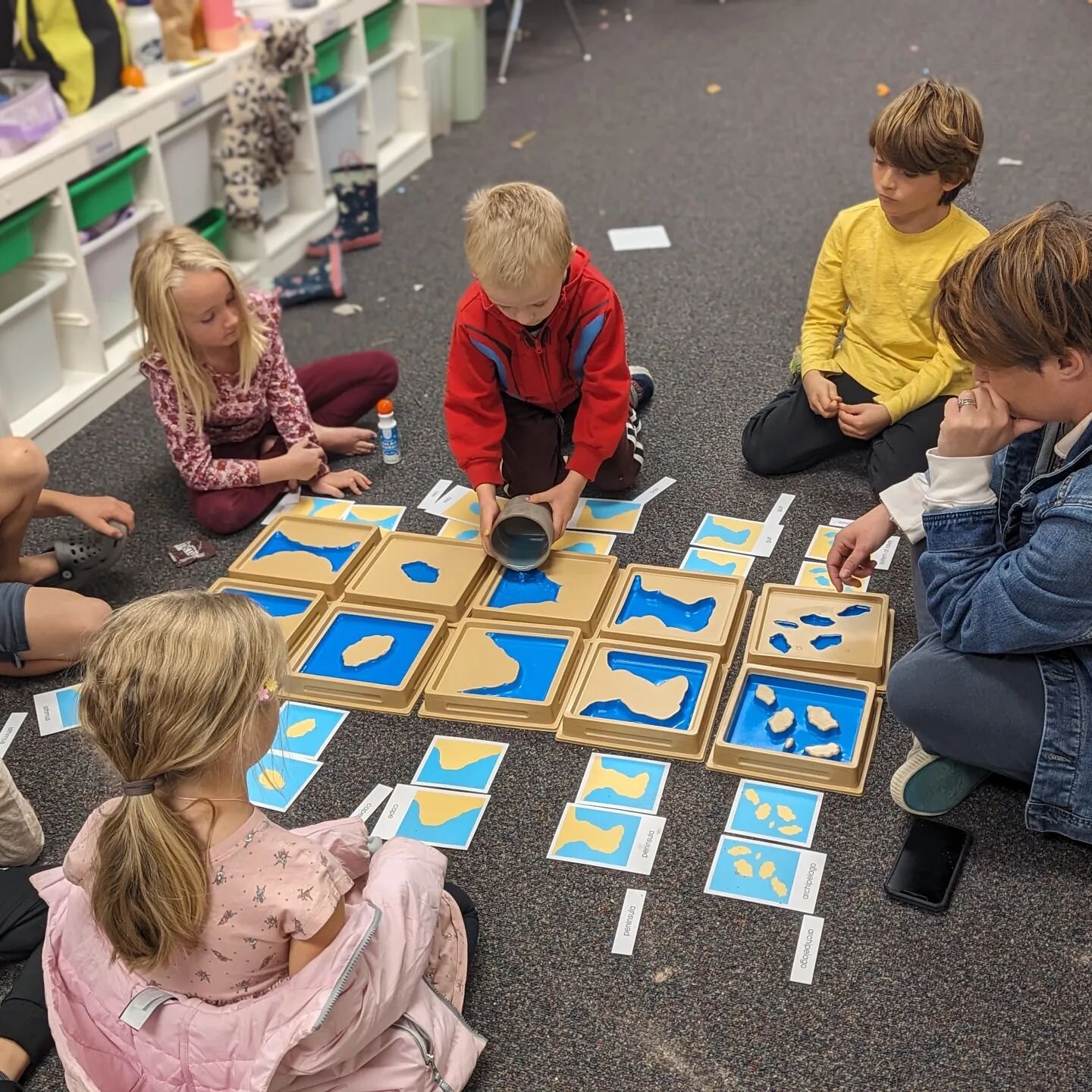 🌍 Exploring Earth's Wonders 🏞️

 Ever wondered about the difference between a gulf, a cape, and a bay? 🤔 What about the mystery behind an archipelago? 🏝️ 

Today, our Spark heroes dove into the fascinating world of landforms. 🗺️

#HandsOnLearnin