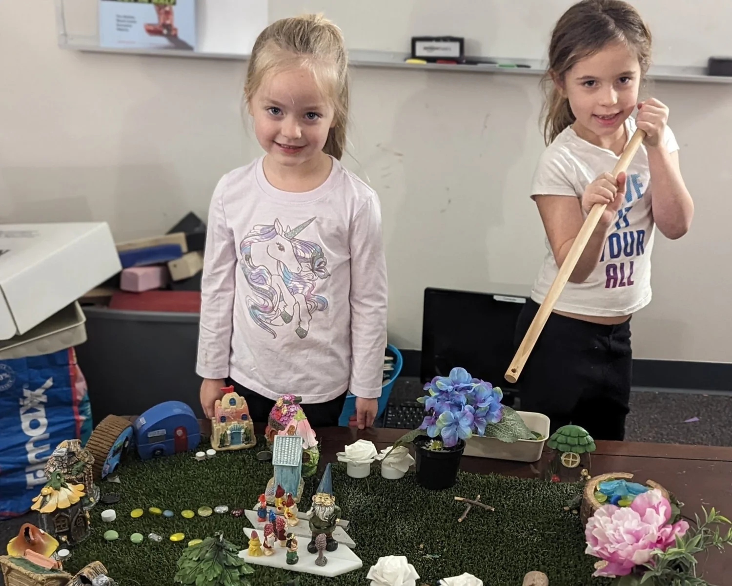 Loose parts play