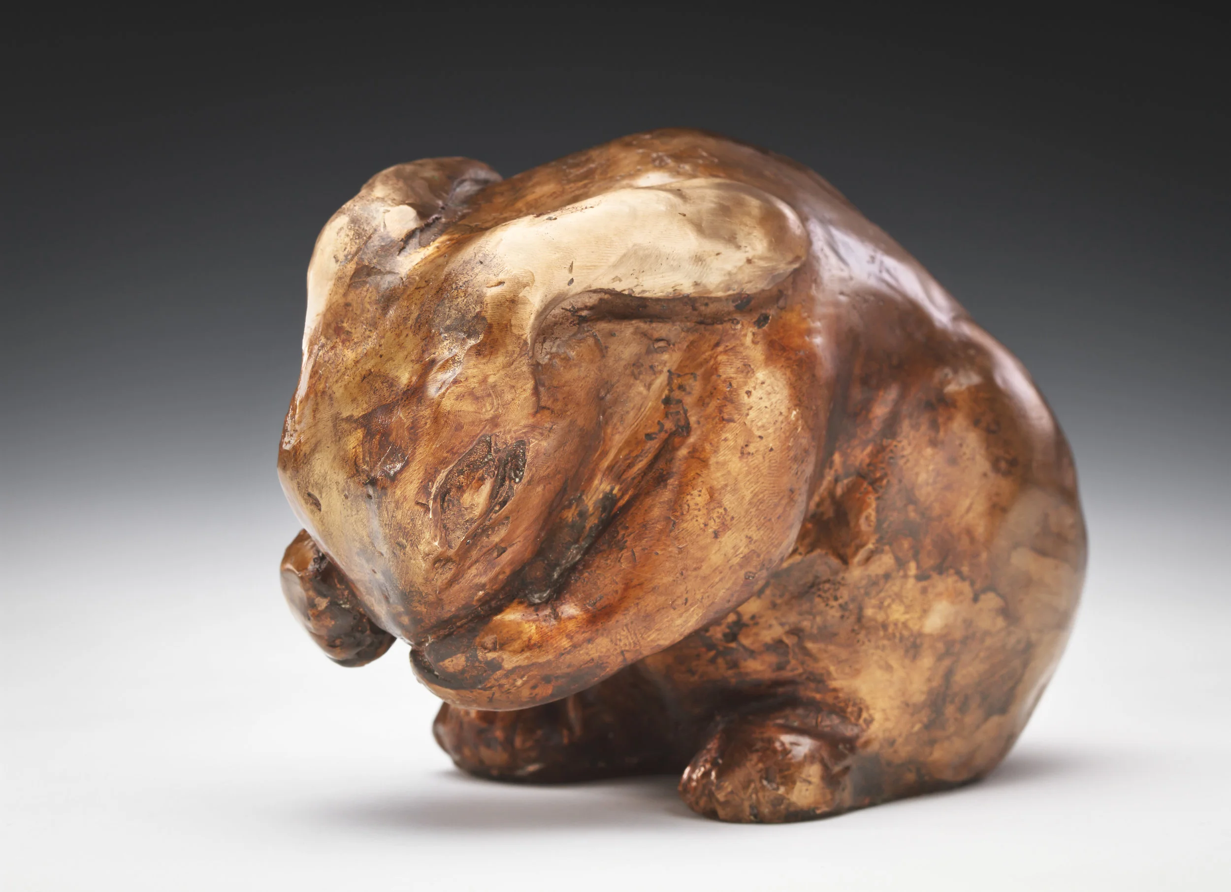 Washing Bunny bronze