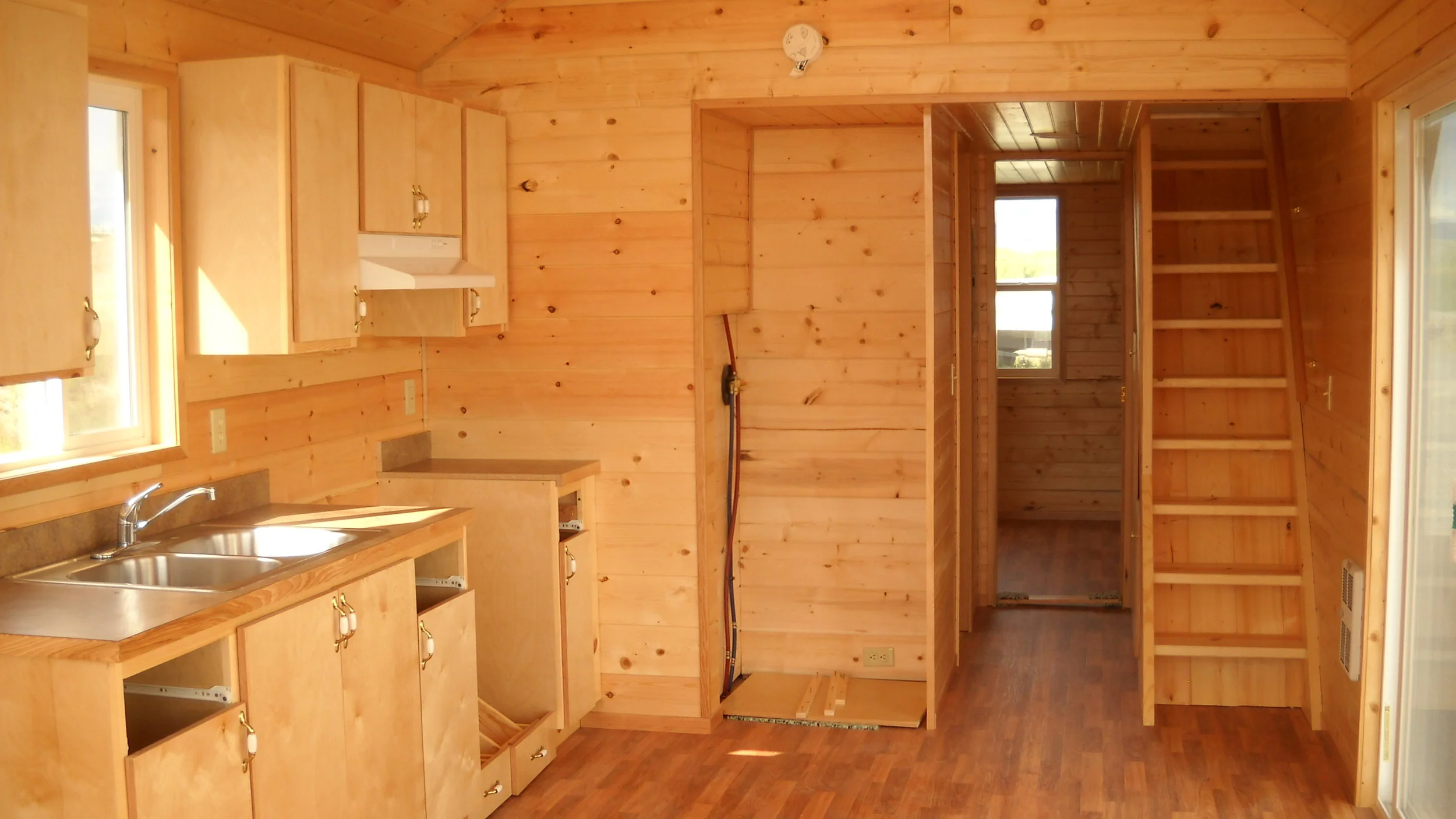 Economy Interior (4)