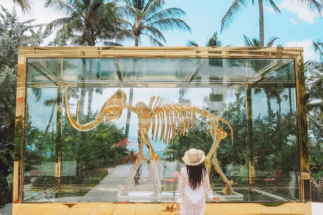 ART BASEL MIAMI BEACH