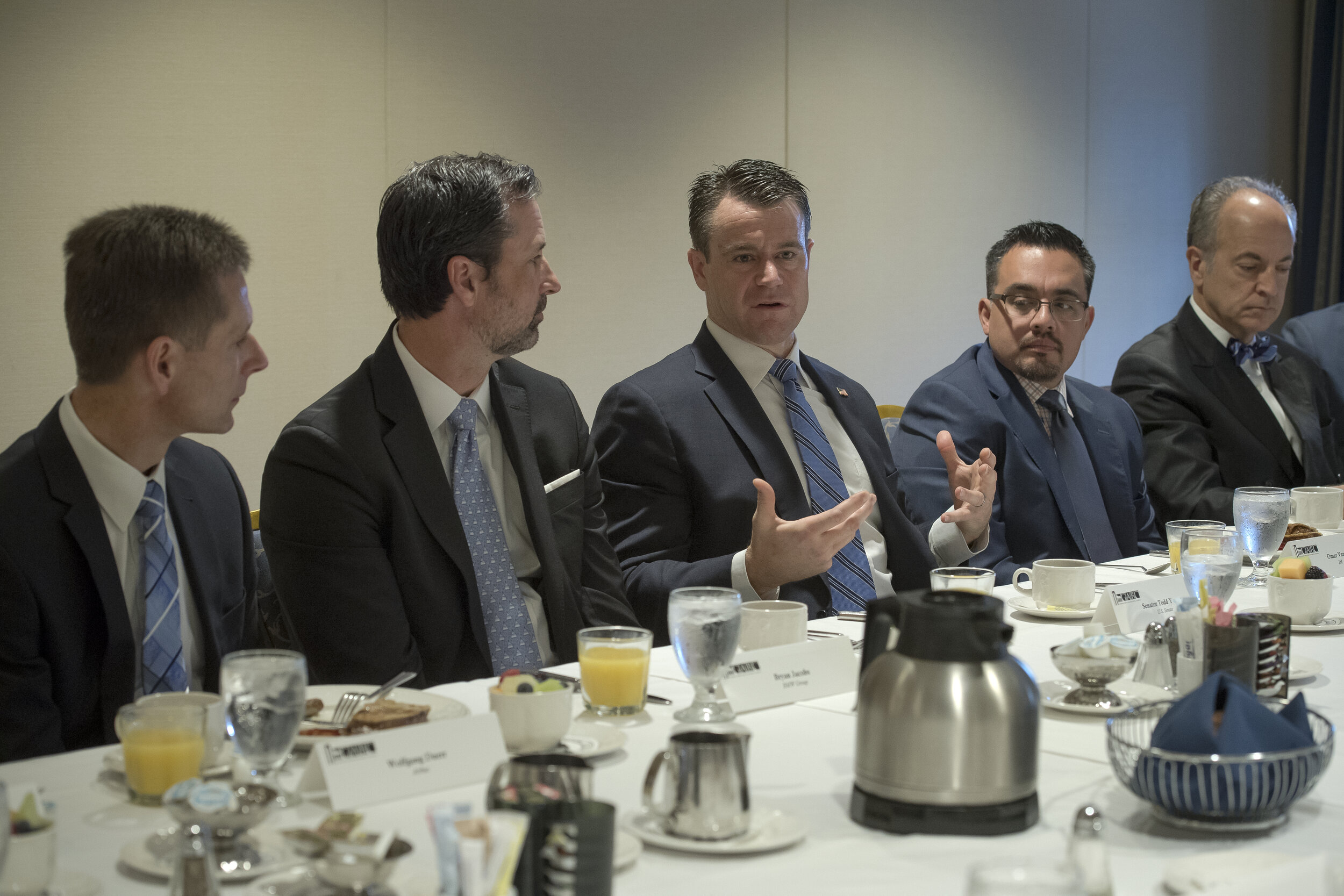  Wolfgang Duerr (Airbus), Bryan Jacobs (BMW), Senator Todd Young (IN), Omar Vargas (3M), and David Geanacopoulos (Volkswagen) 