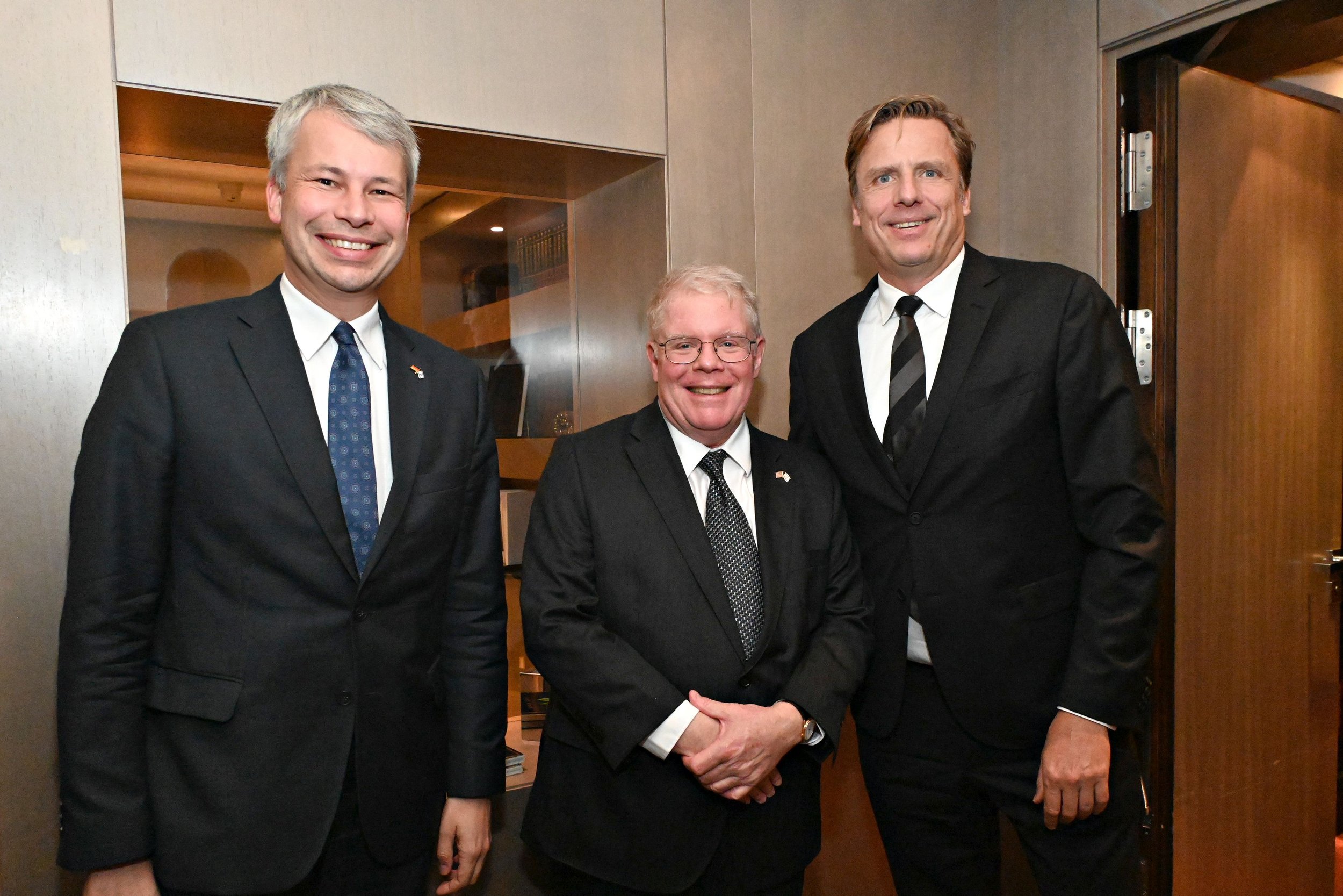  From left: Steffen Bilger, MP (German Bundestag), DCM Clark Price (US Embassy to Germany), GABC President &amp; CEO Ulrich (Uli) Gamerdinger    